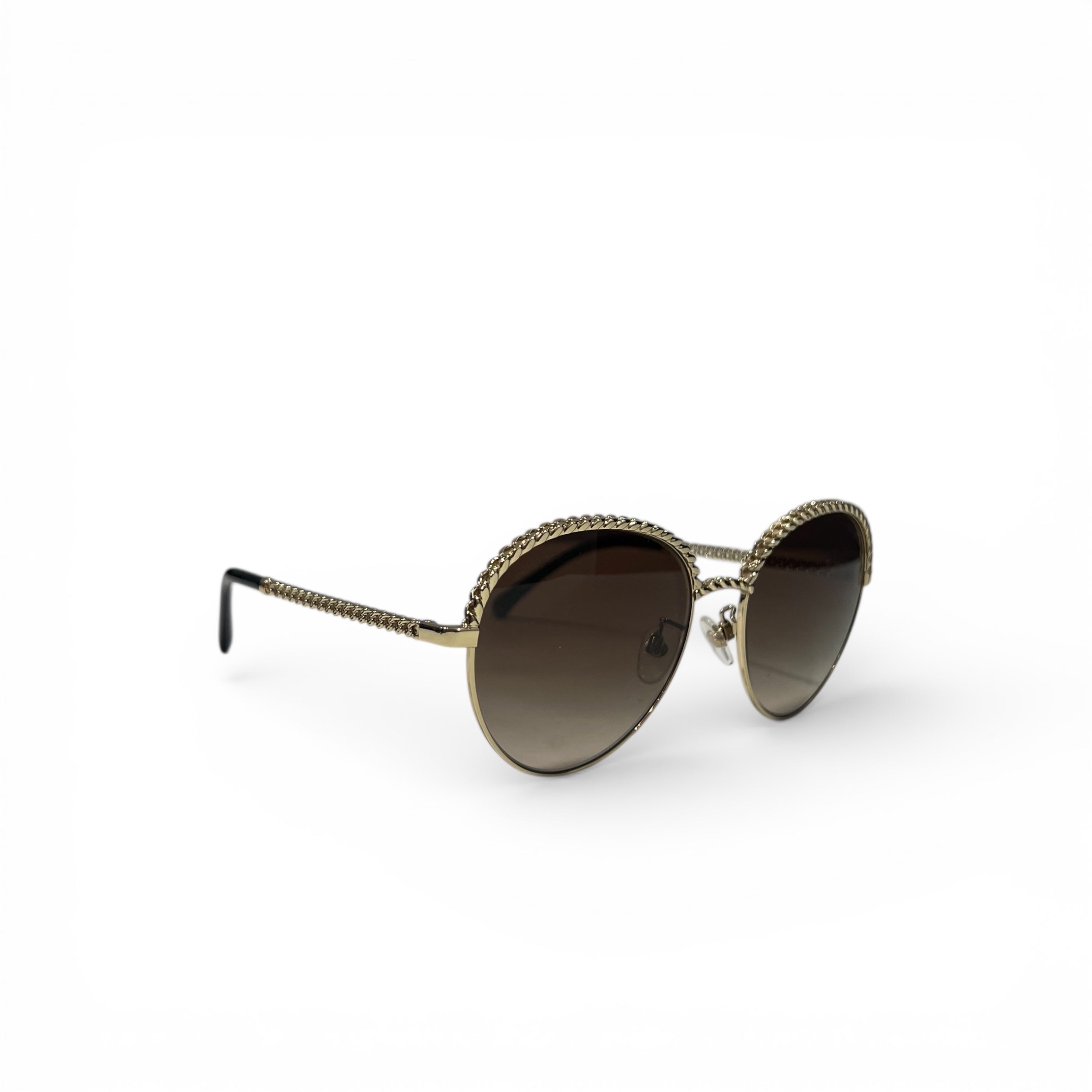 Chanel - Sonnenbrille mit Ketten und braunen Gläsern