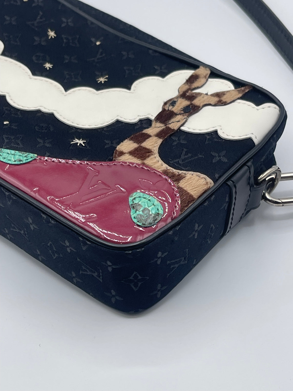 Louis Vuitton - Limited-edition fairy-tale clutch bag