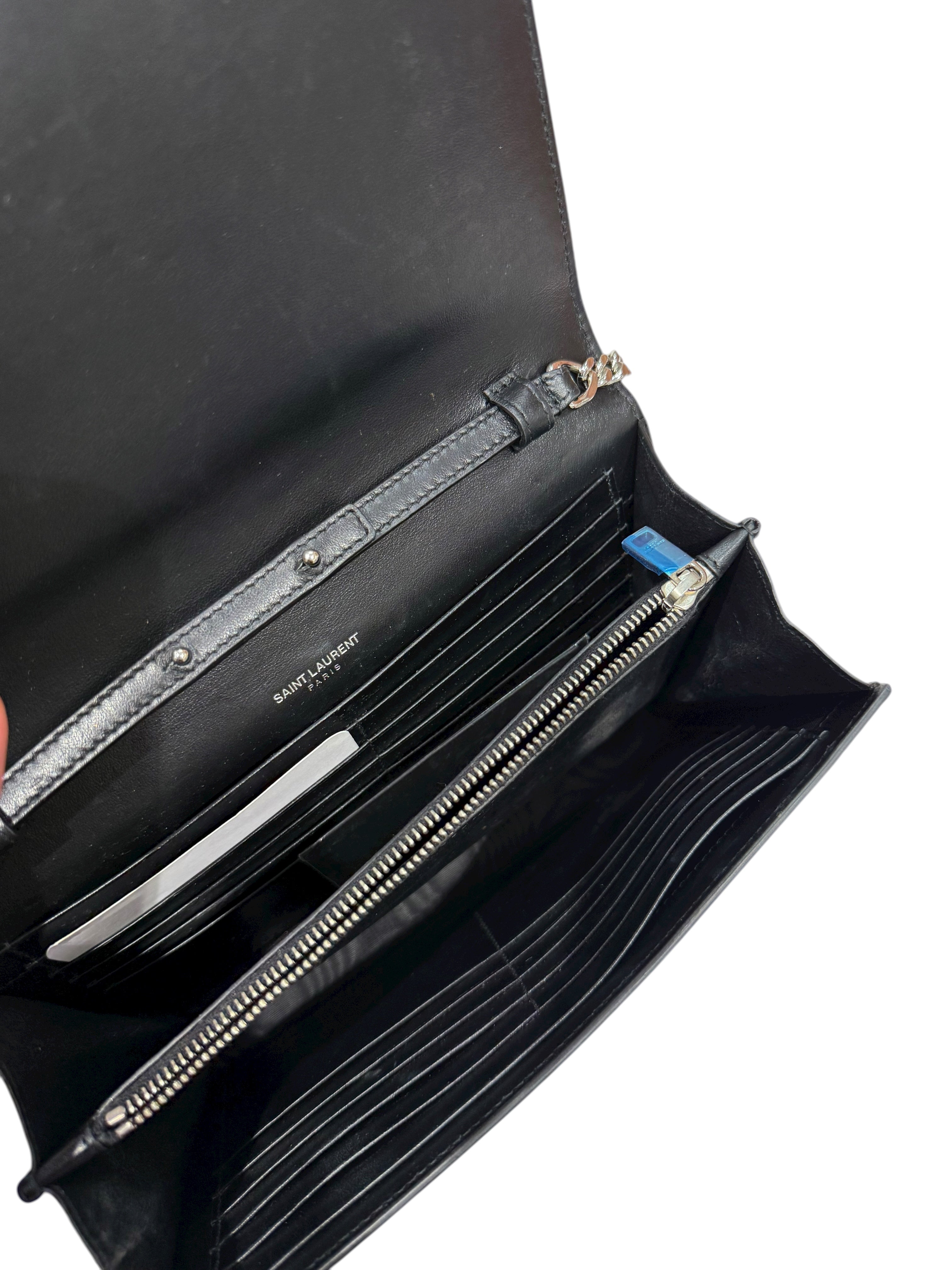 Saint Laurent - Sac pochette Kate embossé crocodile noir