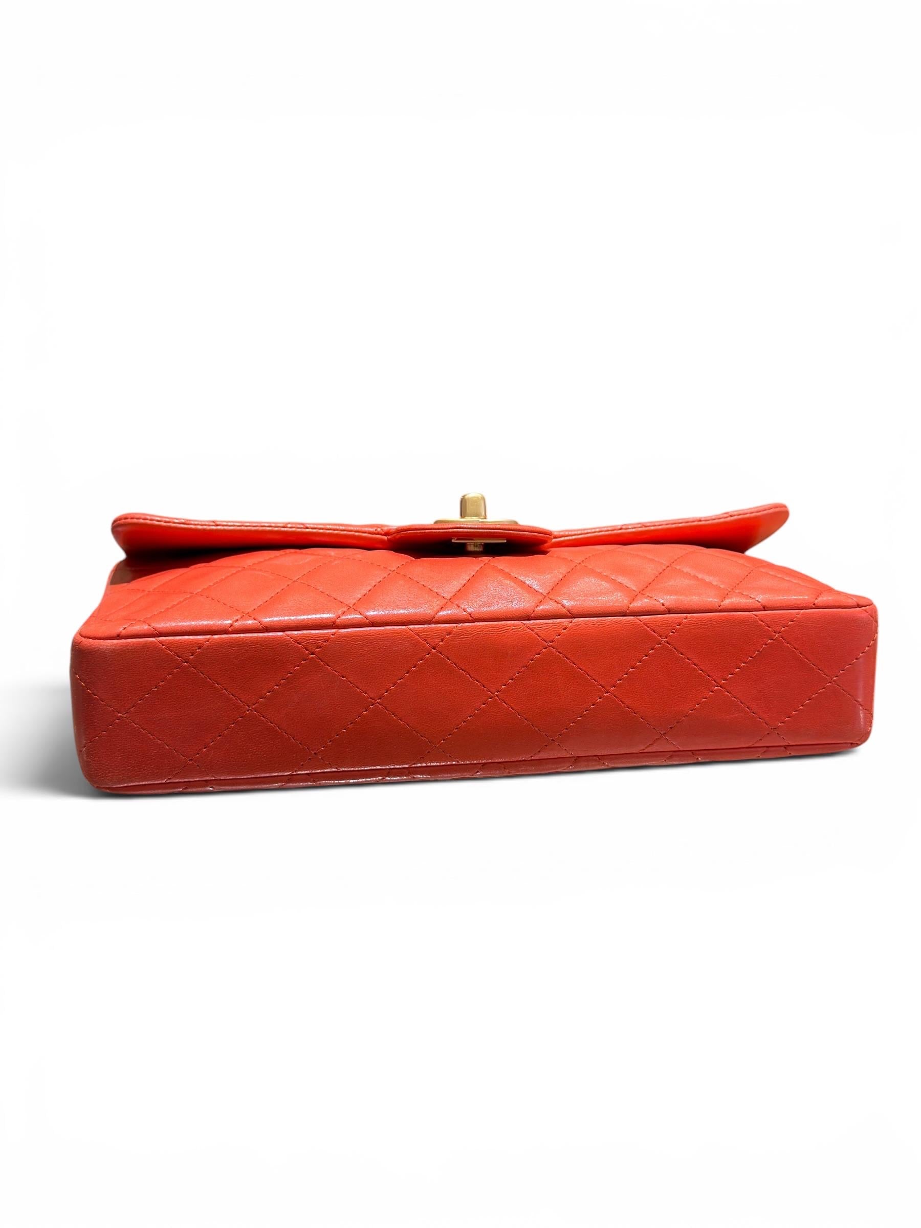 Chanel - Sac timeless allongé rose corail