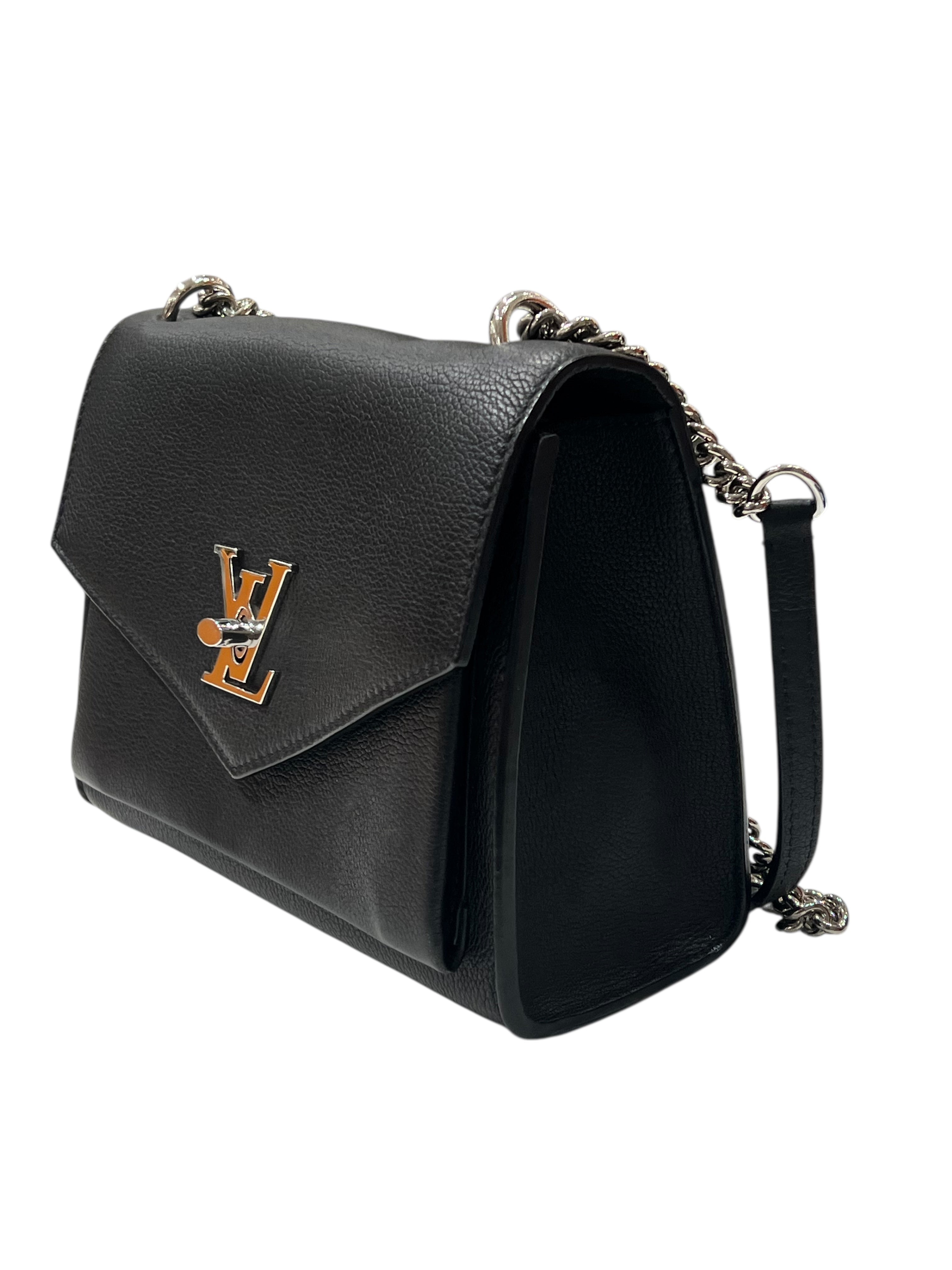 Louis Vuitton - Sac Lock Me en cuir noir et finition argenté