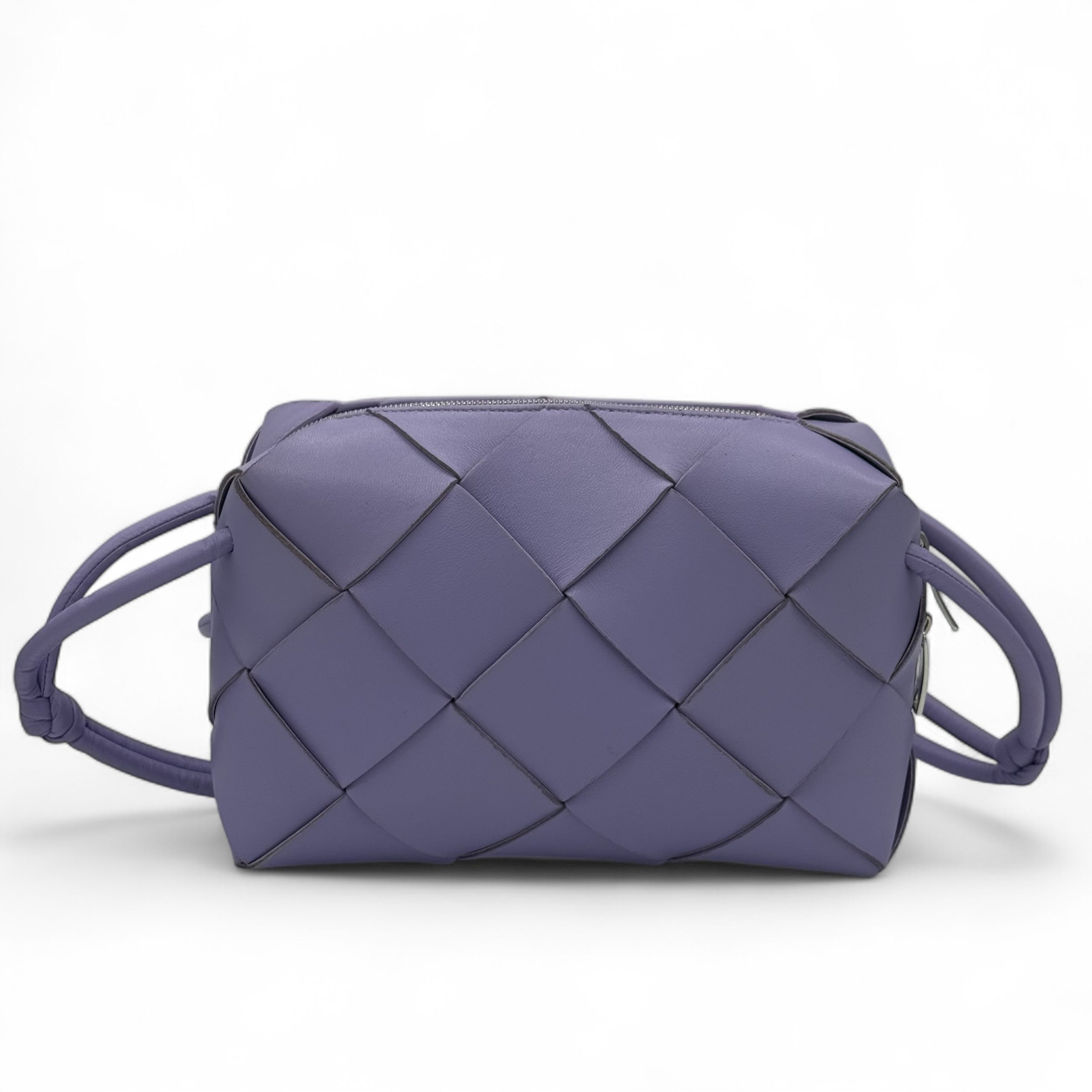 Bottega Veneta - Tasche aus fliederfarbenem Leder