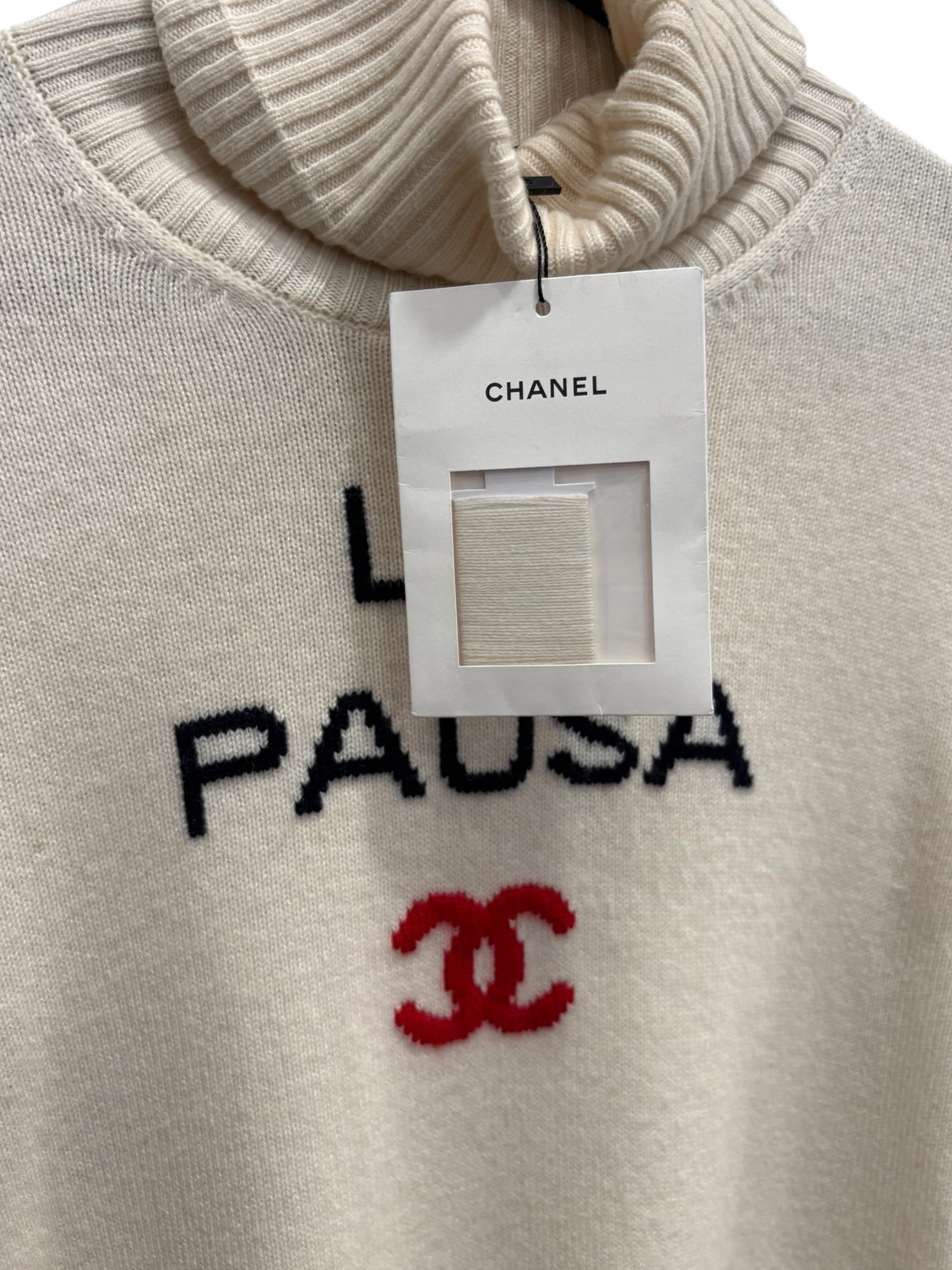 Chanel - Pull col roulé T34