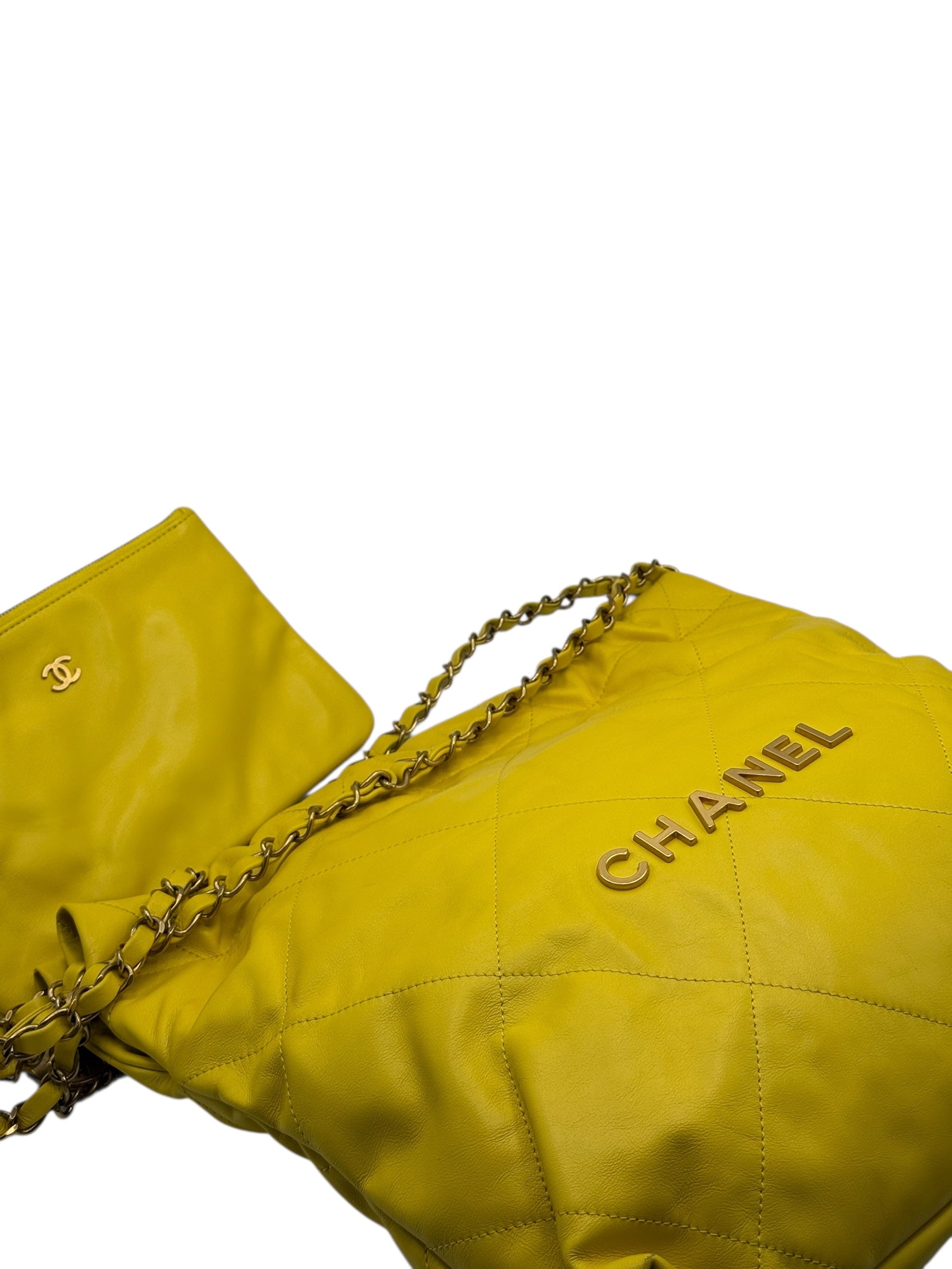Chanel - Sac 22 jaune small
