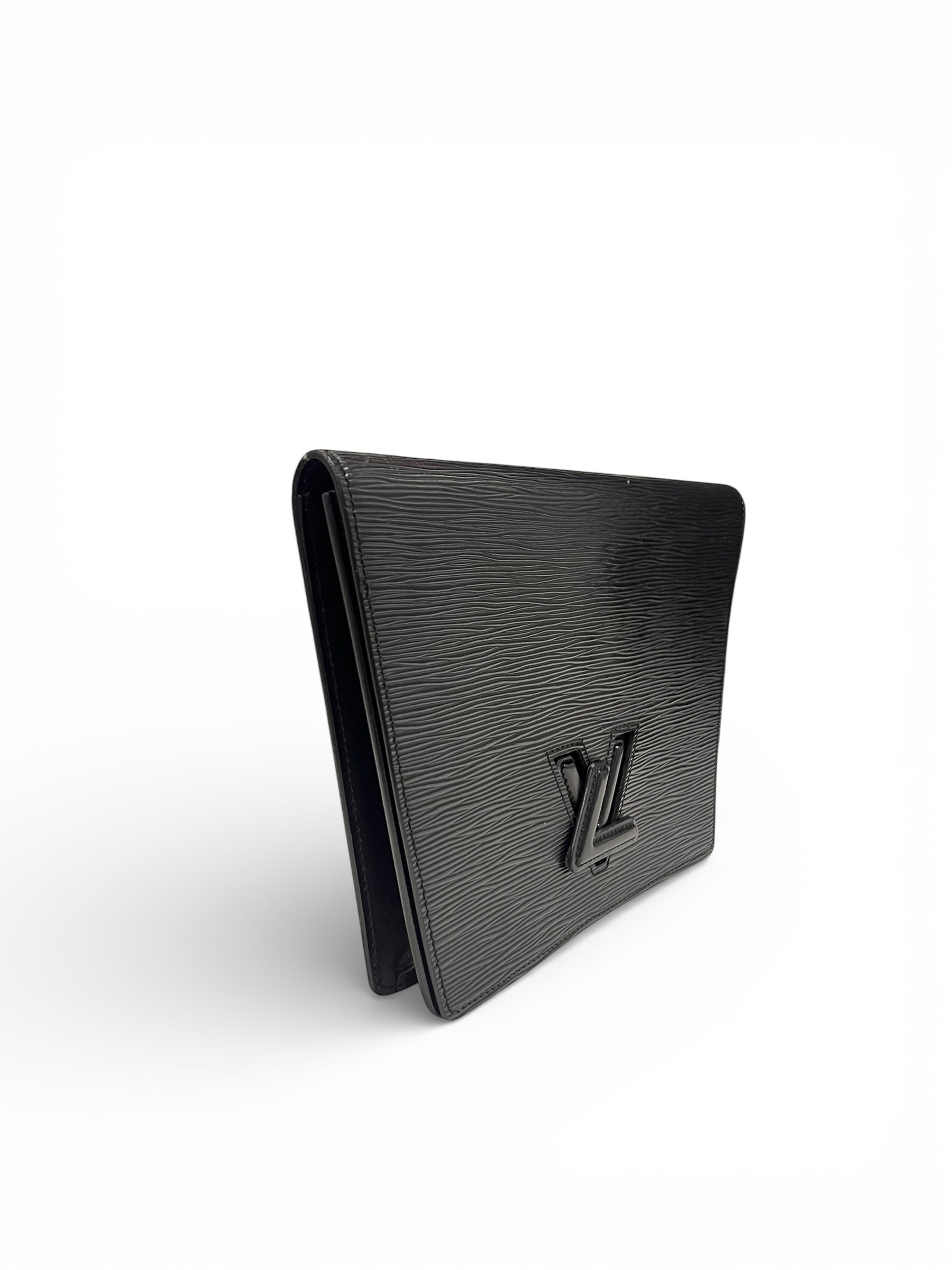 Louis Vuitton - Pochette Trapèze | Les Folies d’Eugénie