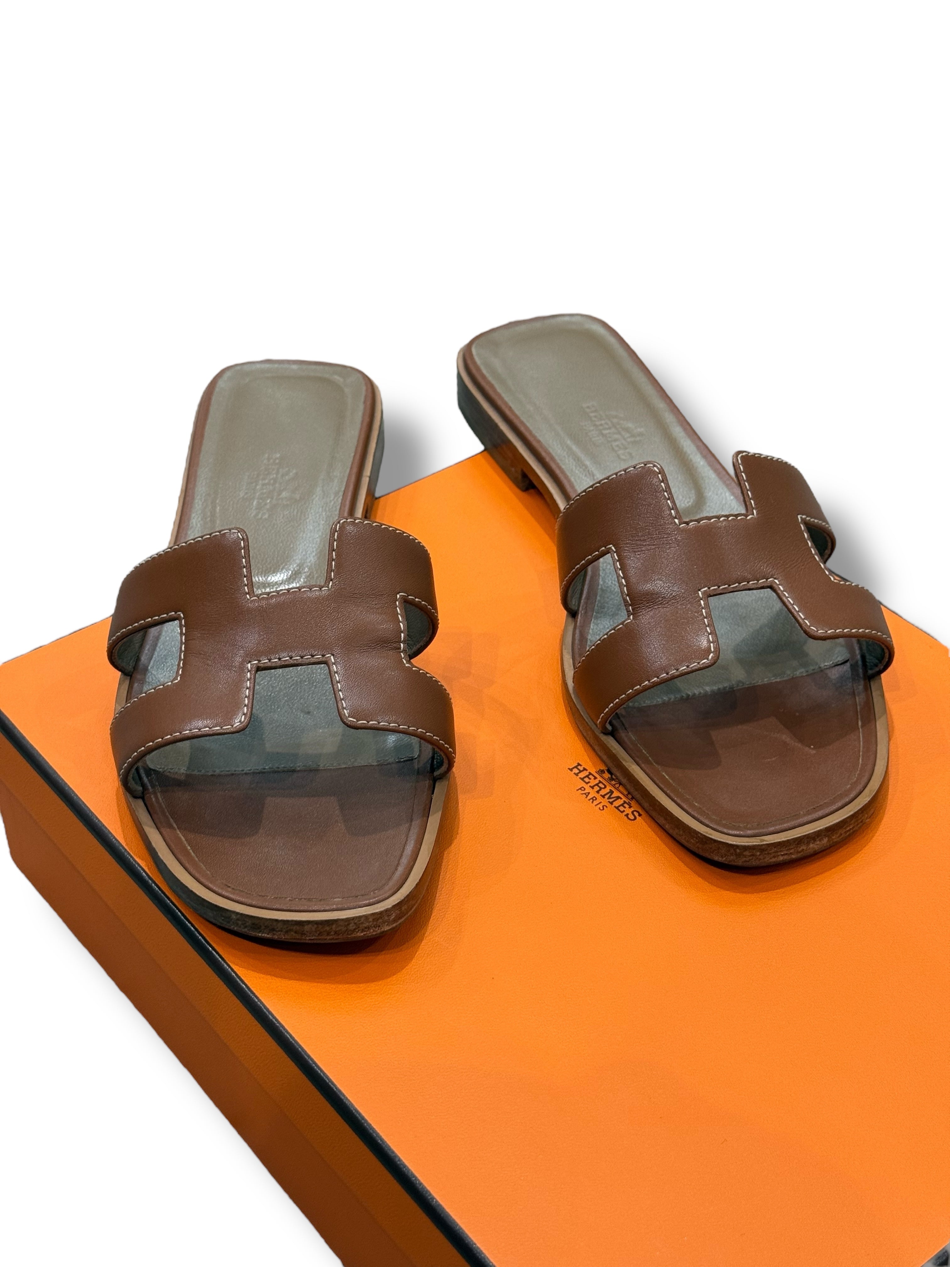 Hermès - Sandales Oran T.36,5 Gold