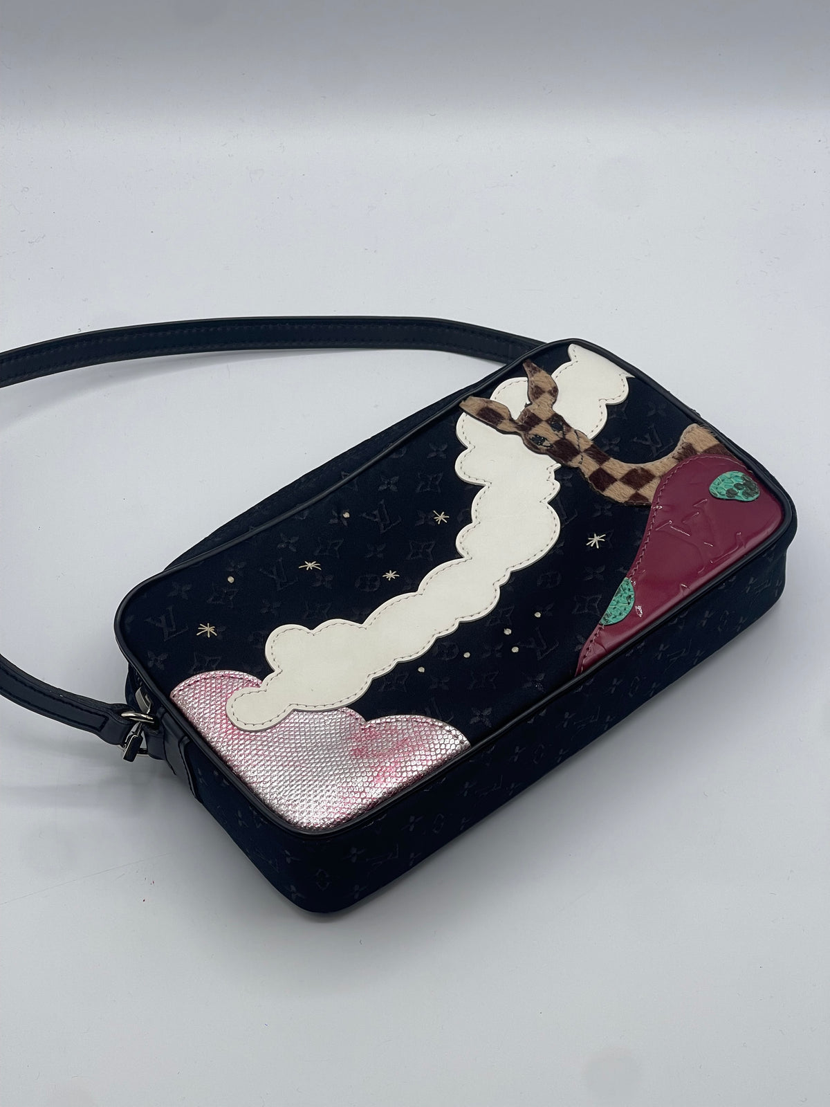 Louis Vuitton - Limited-edition fairy-tale clutch bag