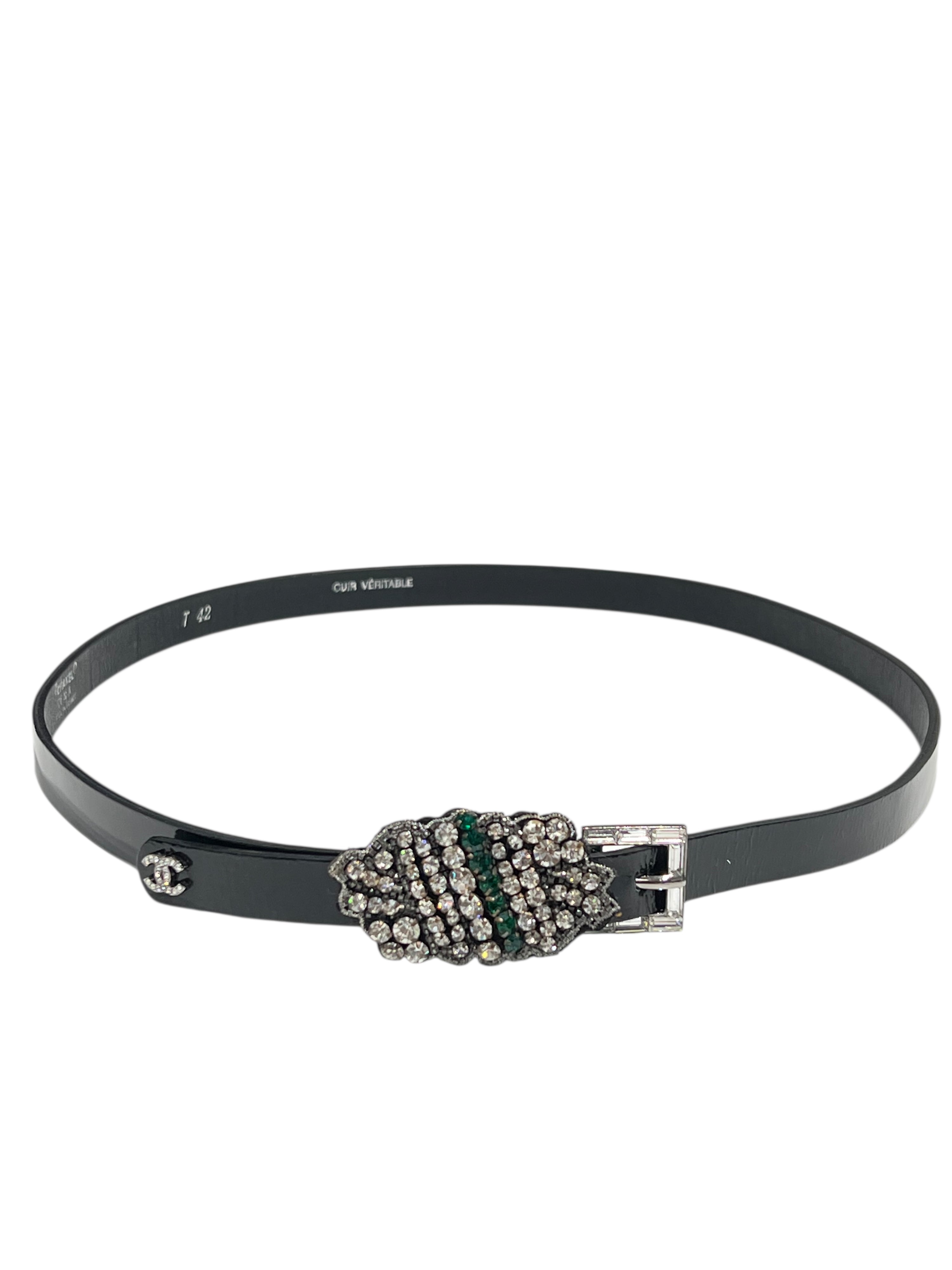 Chanel - ceinture cuir vernis noir bouclé strass
