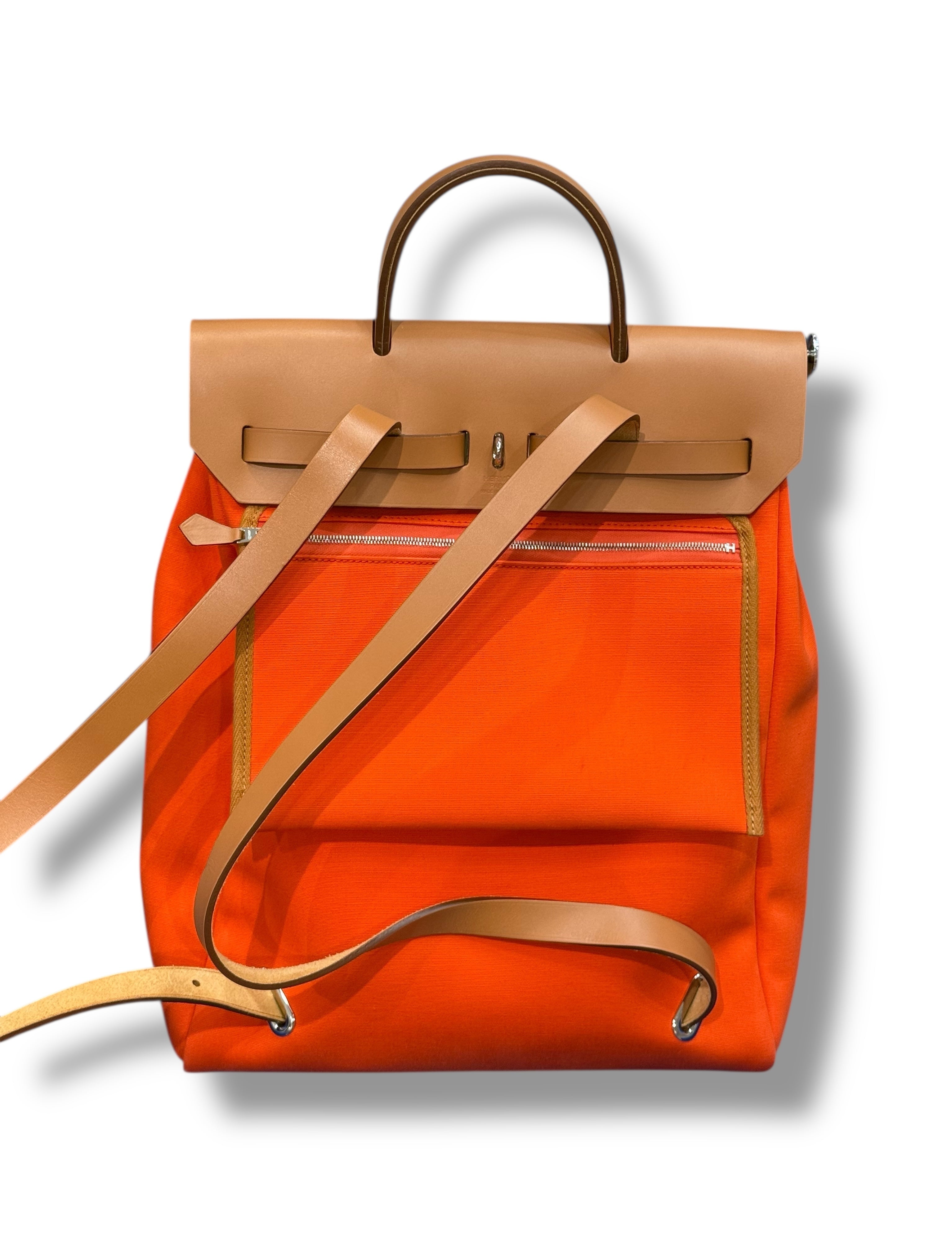 Hermès - Sac Herbag à dos orange et gold