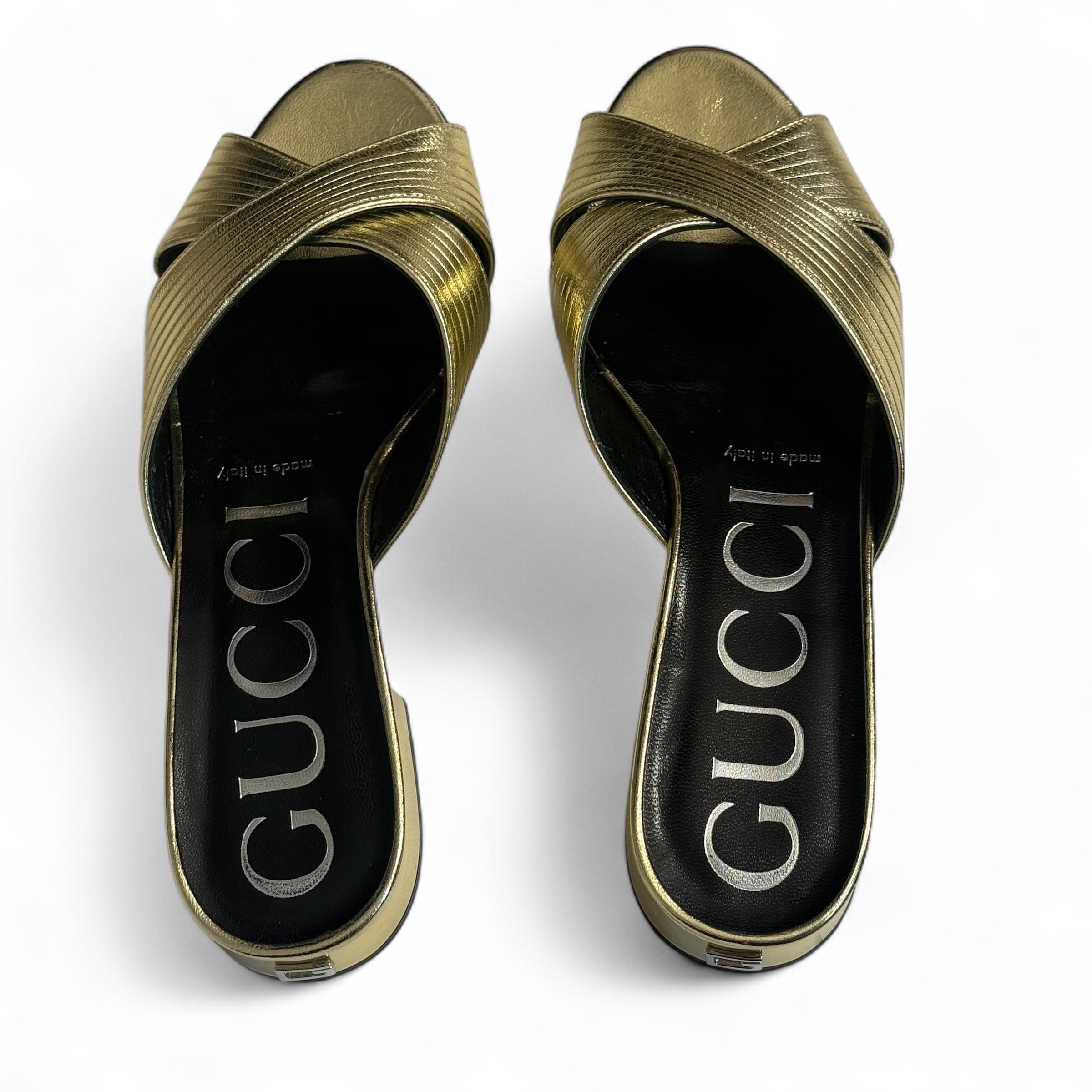 Gucci - Sandales dorées T.36