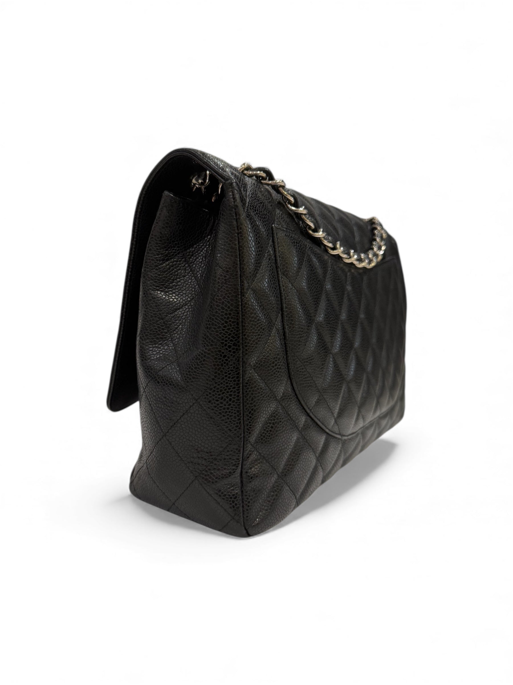 Chanel - Sac Maxi Jumbo simple rabat