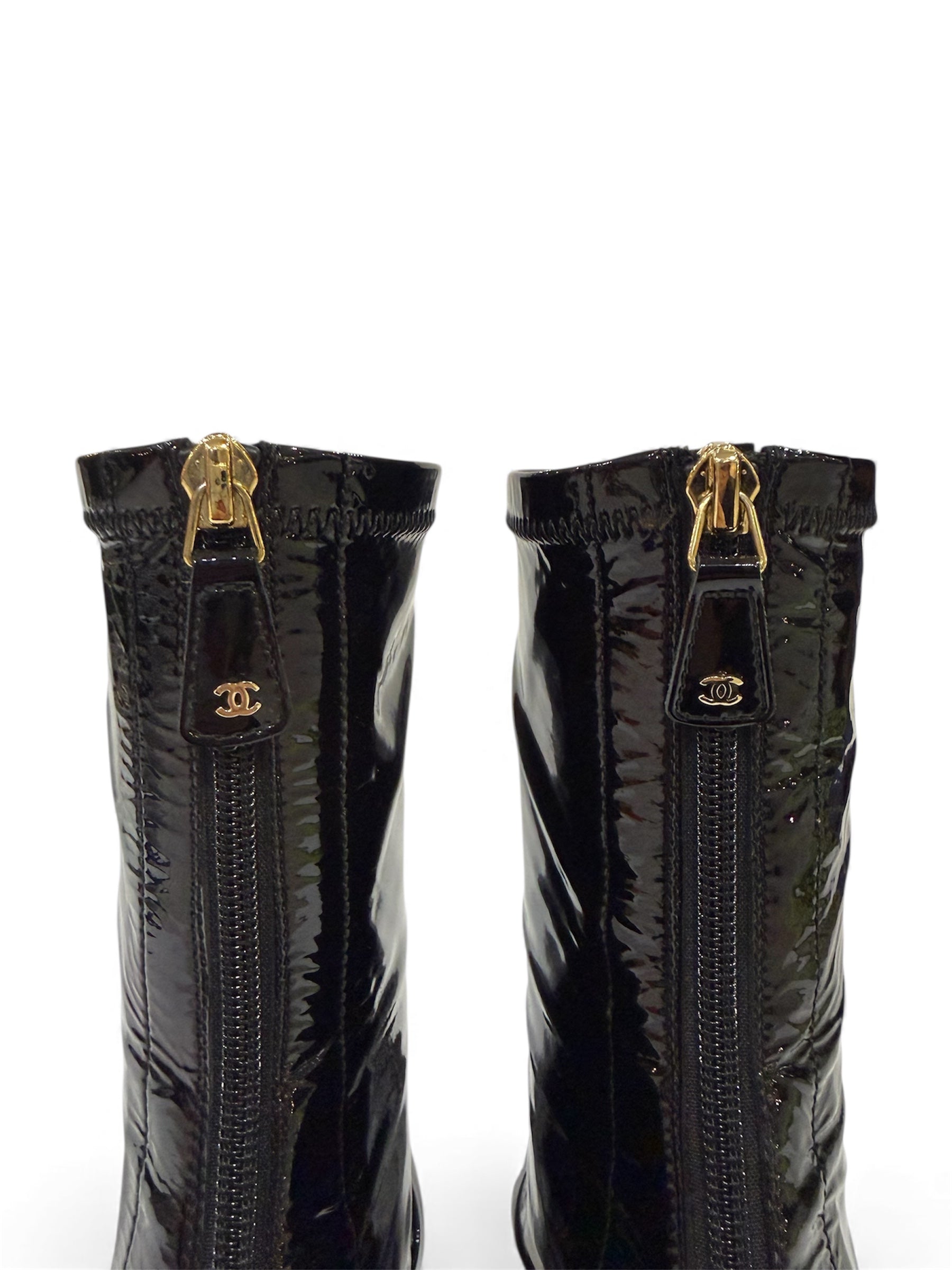 Chanel - Bottines en cuir vernis t.39 1/2