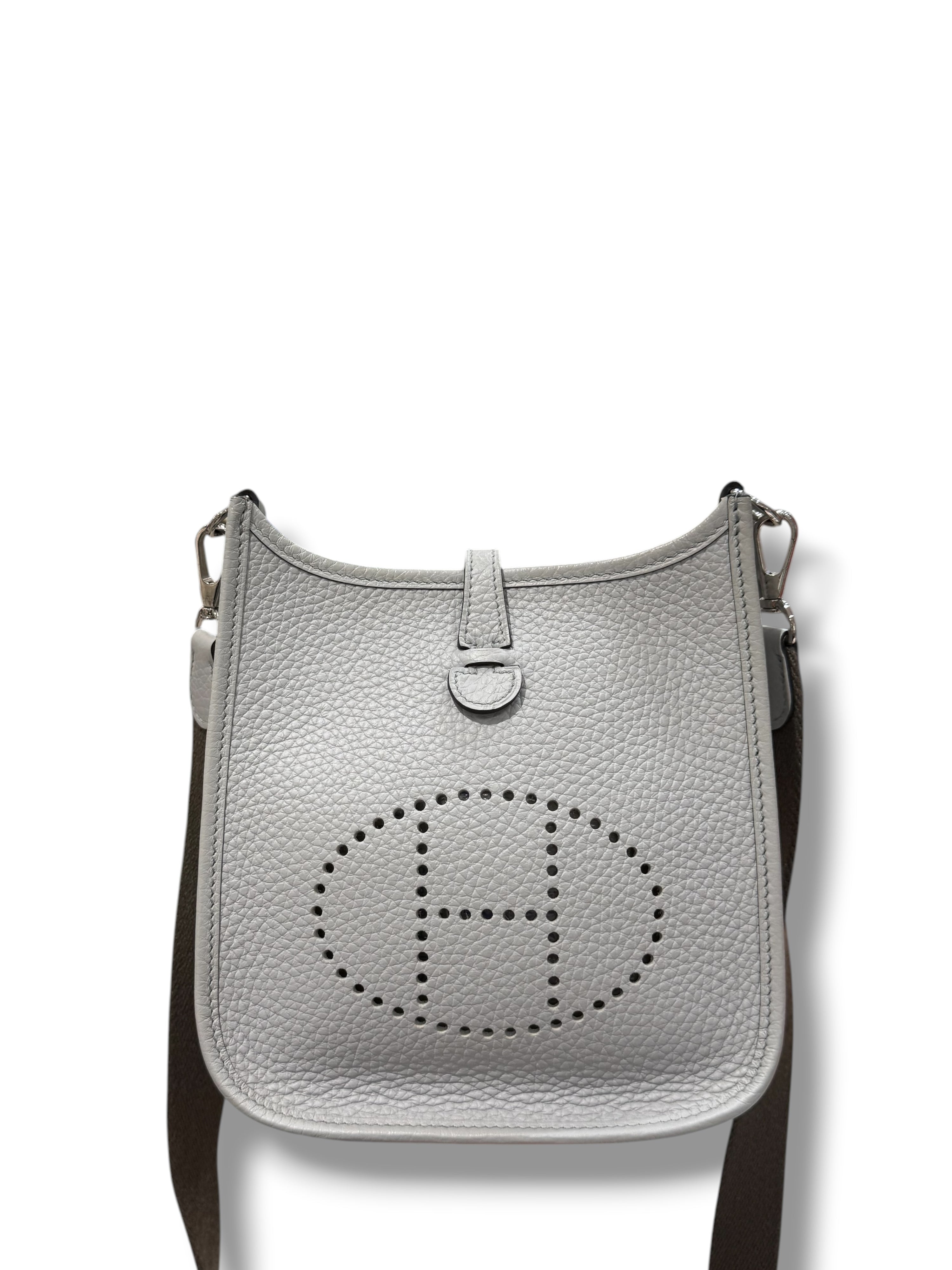 Hermès – Evelyne 16 Tasche in Hellblau, PHW