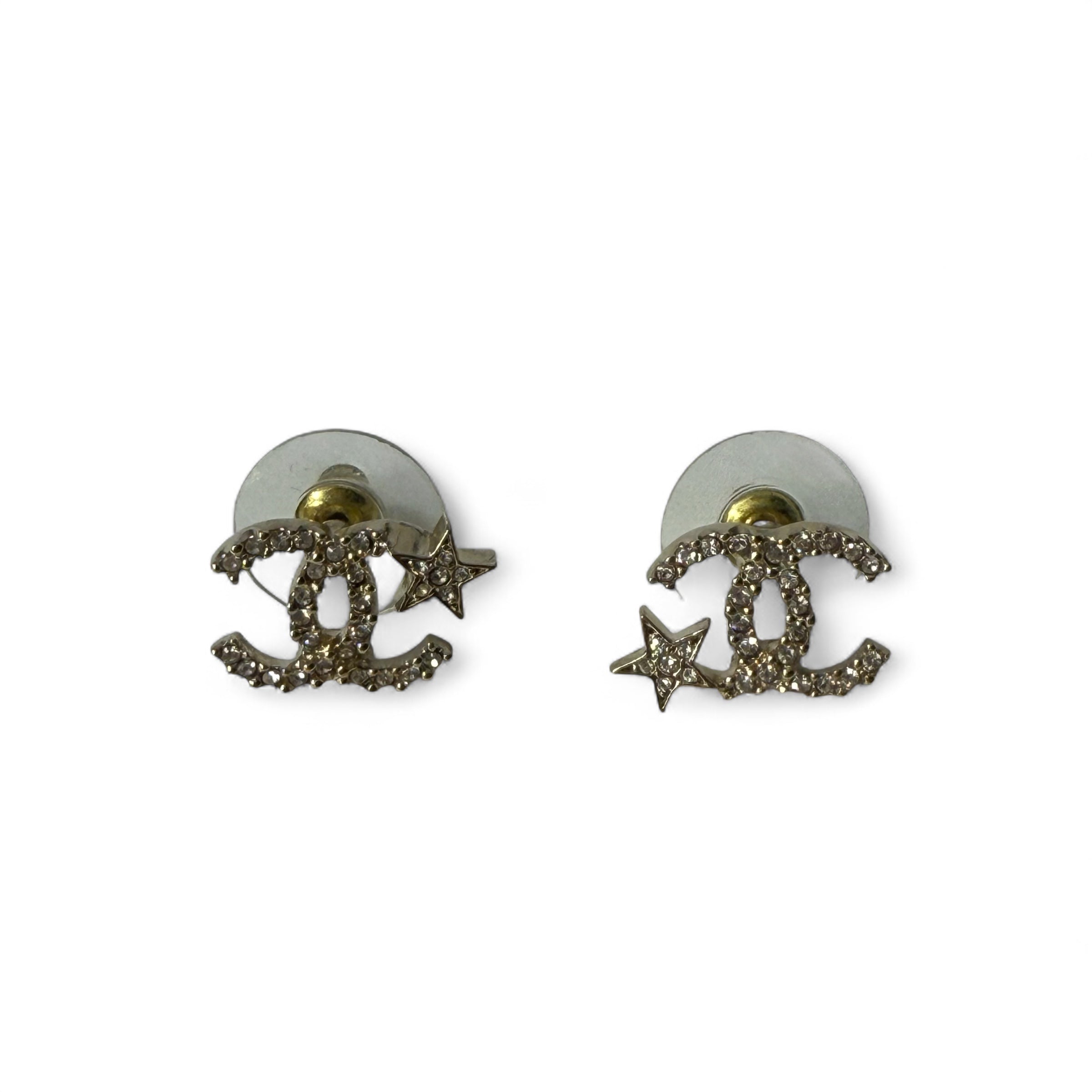 Chanel - Boucles d’oreilles logo