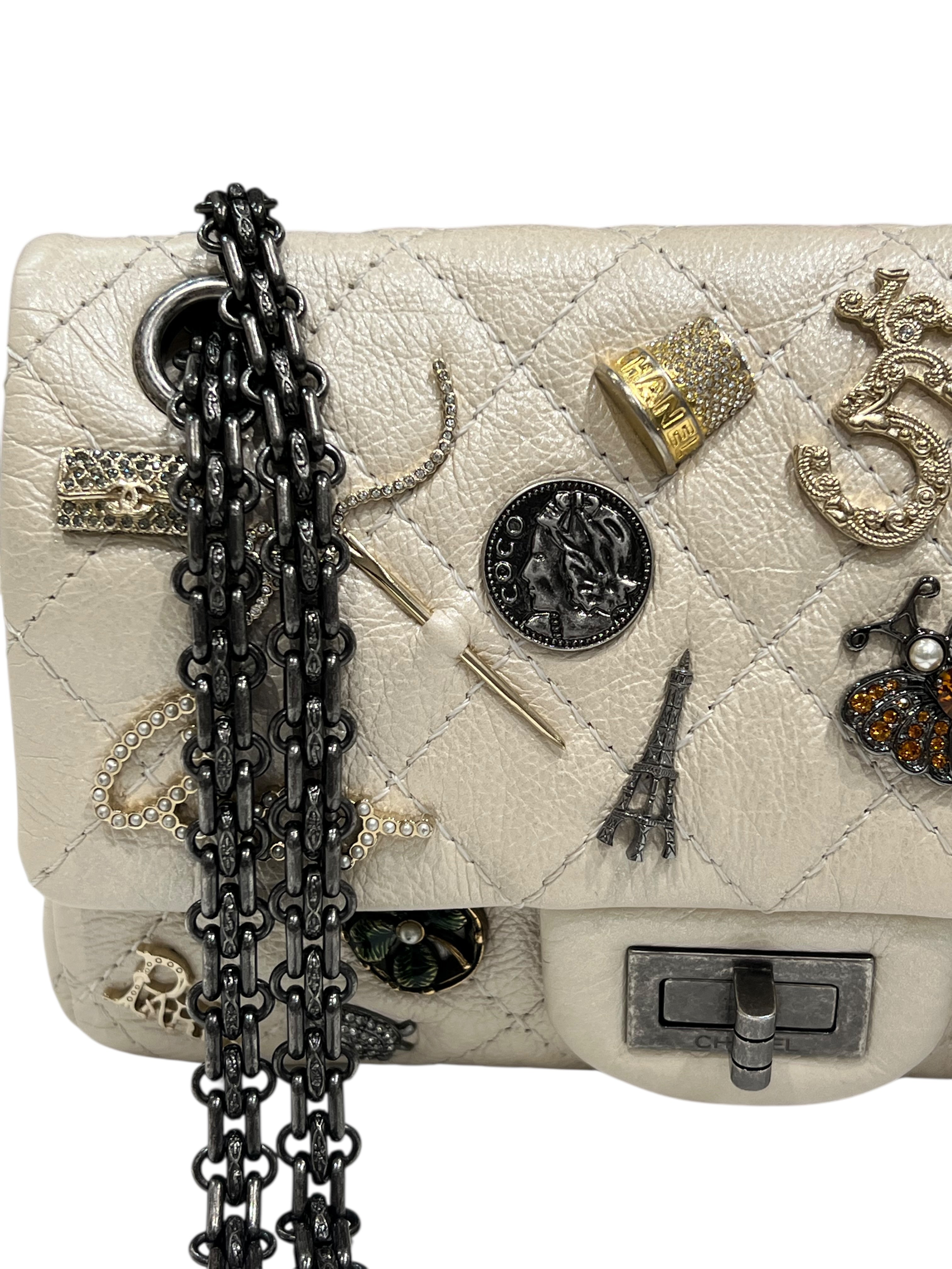 Chanel - sac 2.55 mini édition limitée écru irisé
