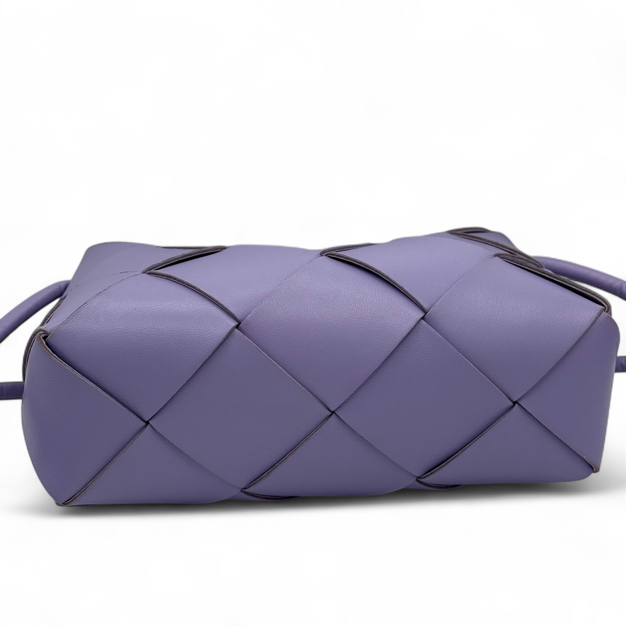 Bottega Veneta - Tasche aus fliederfarbenem Leder