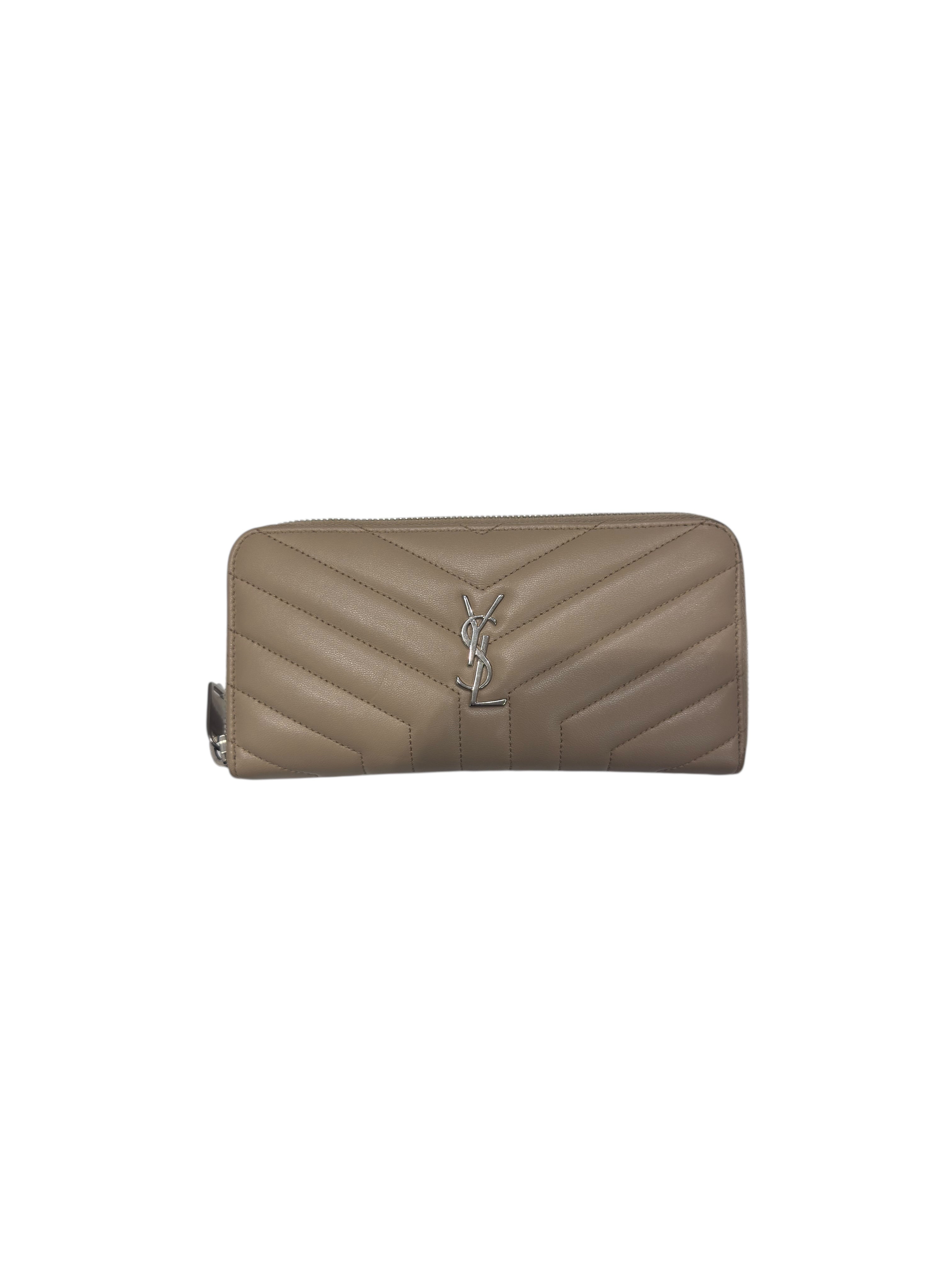 Saint Laurent - Portefeuille Cassandre en cuir lisse beige