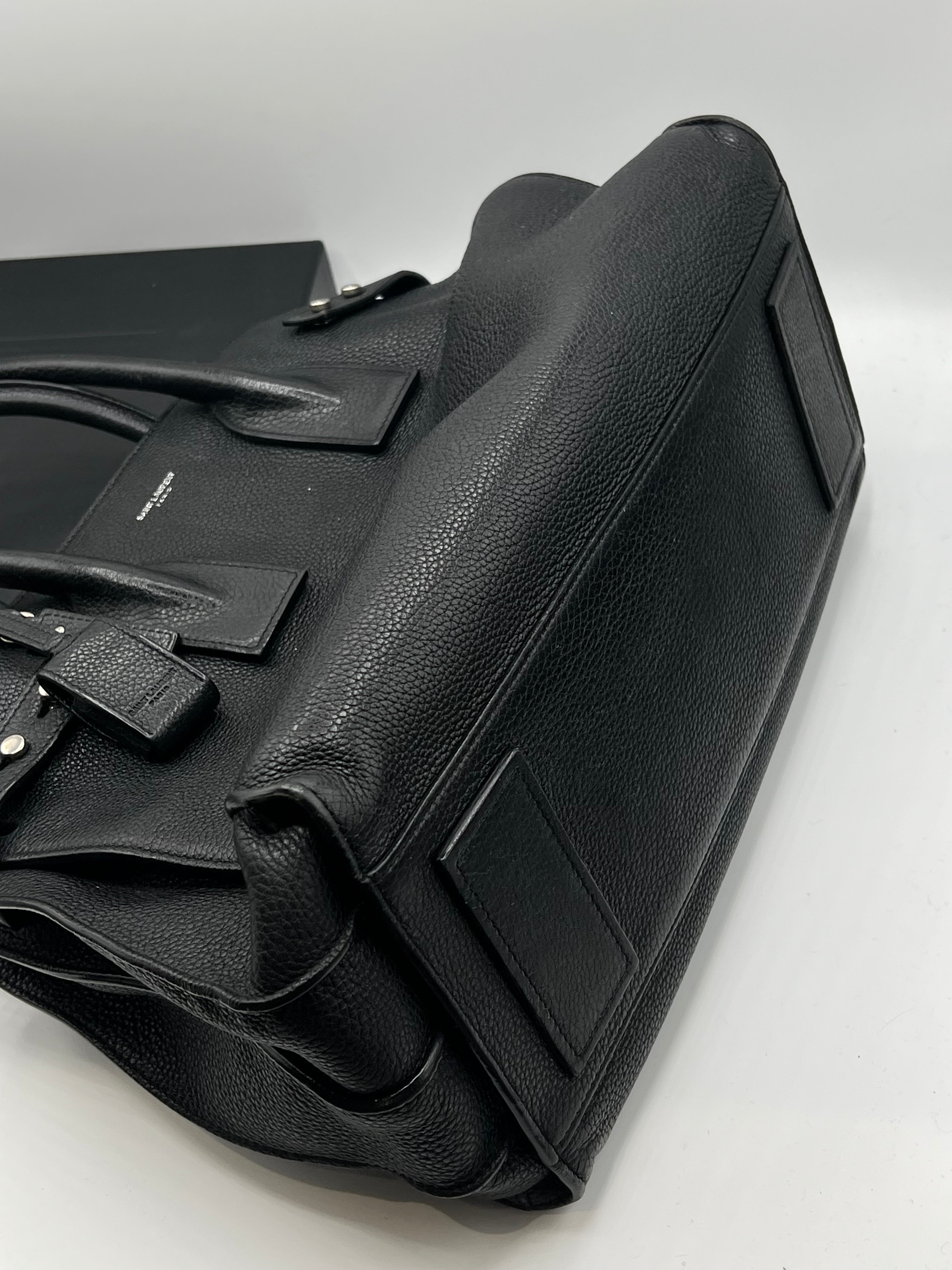 Saint Laurent - sac de jour souple cuir noir