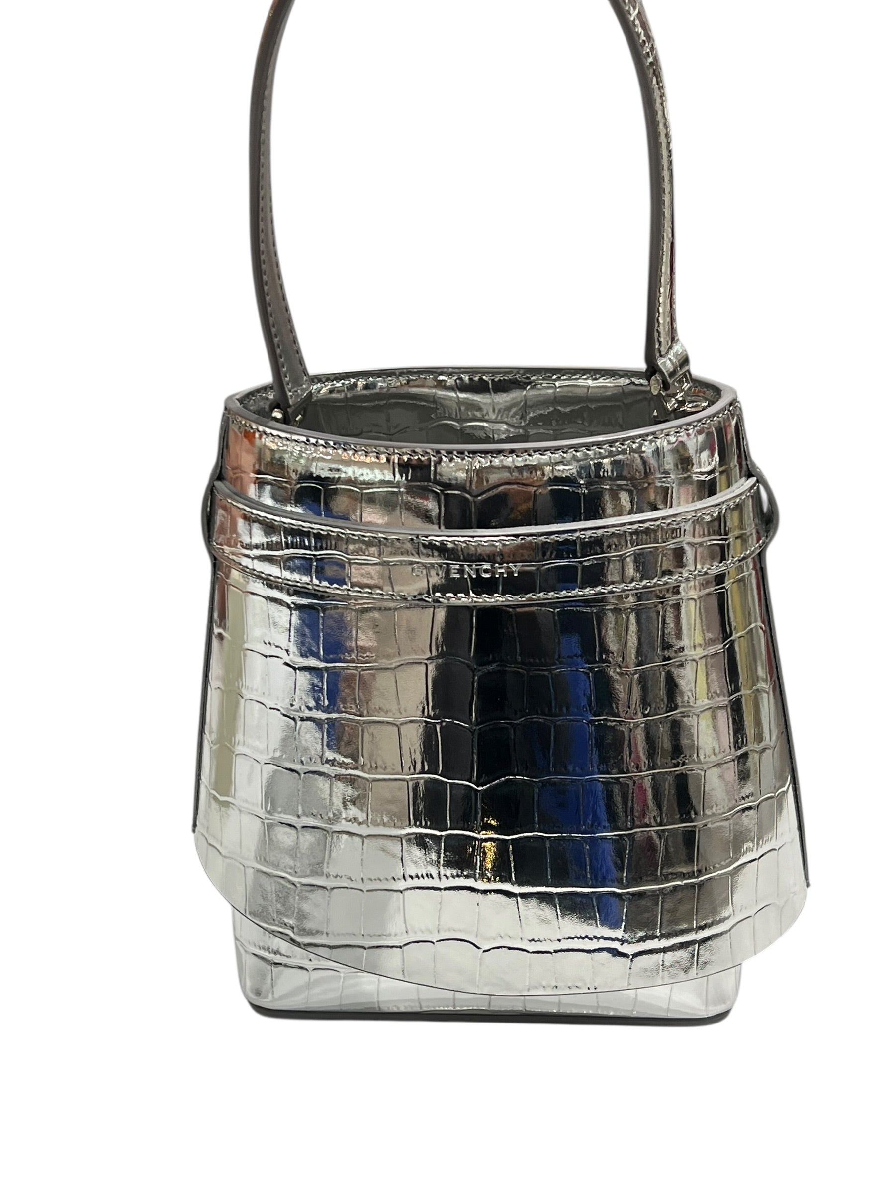 Givenchy Sac Shark Bucket Argenté | Les Folies d’Eugénie