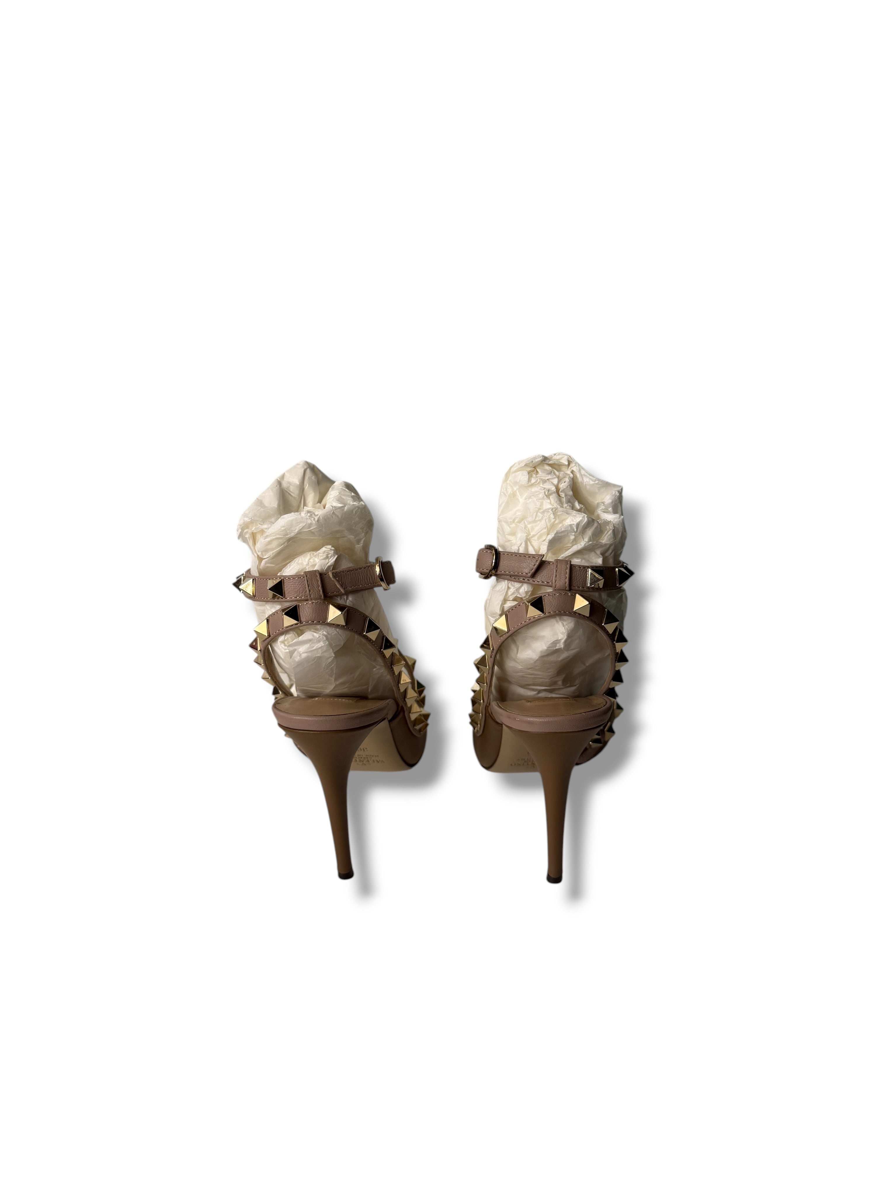 Valentino - Sandales Rockstud T36,5 Nocciola