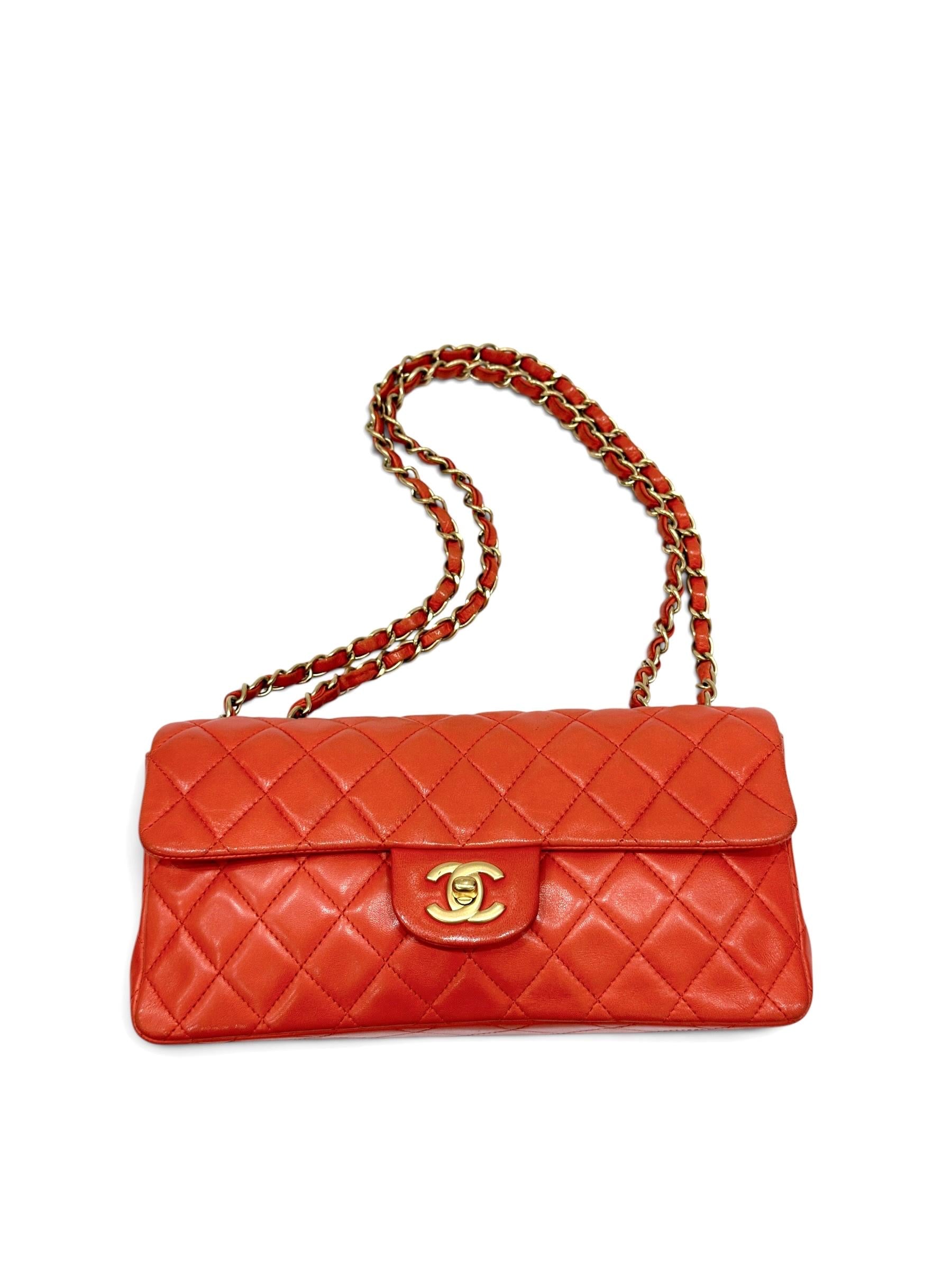 Chanel - Sac timeless allongé rose corail
