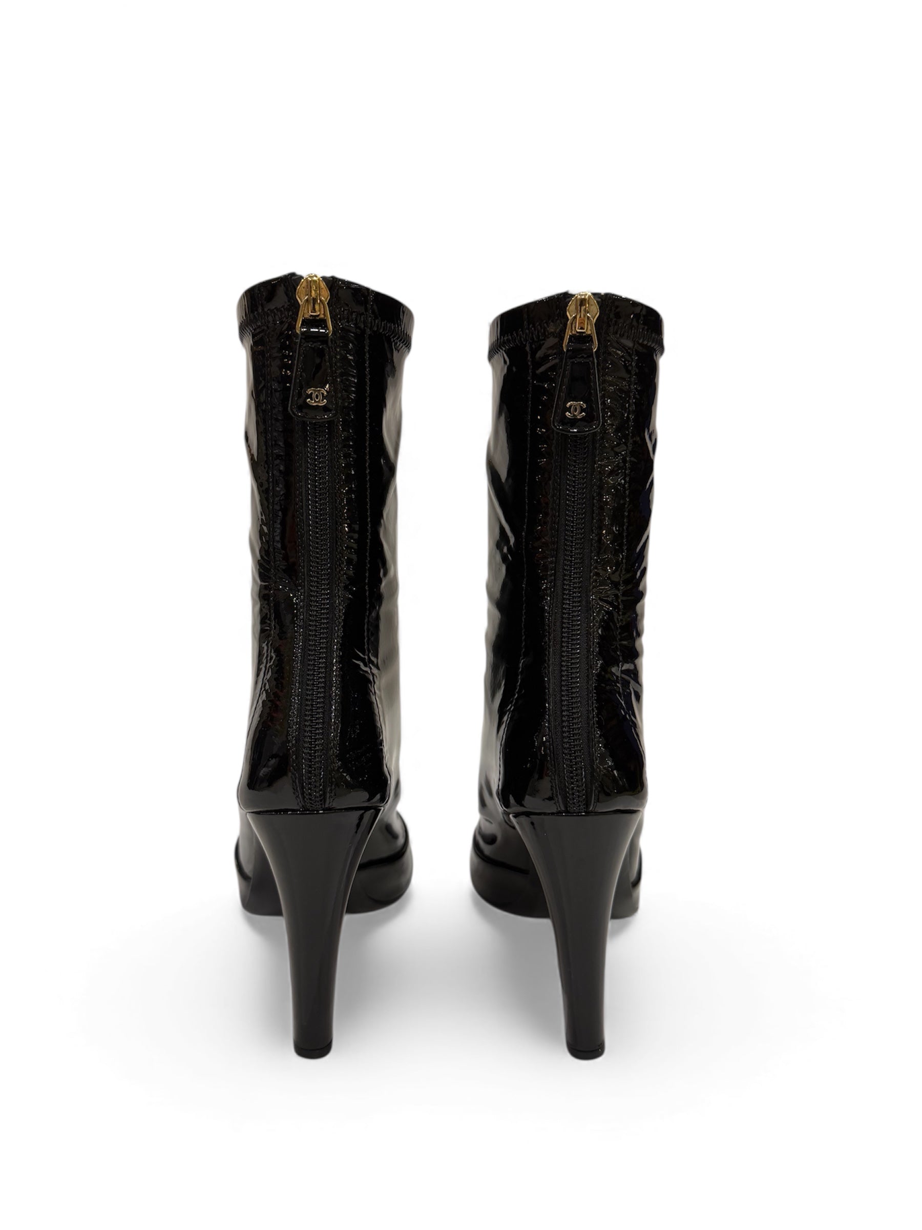 Chanel - Bottines en cuir vernis t.39 1/2