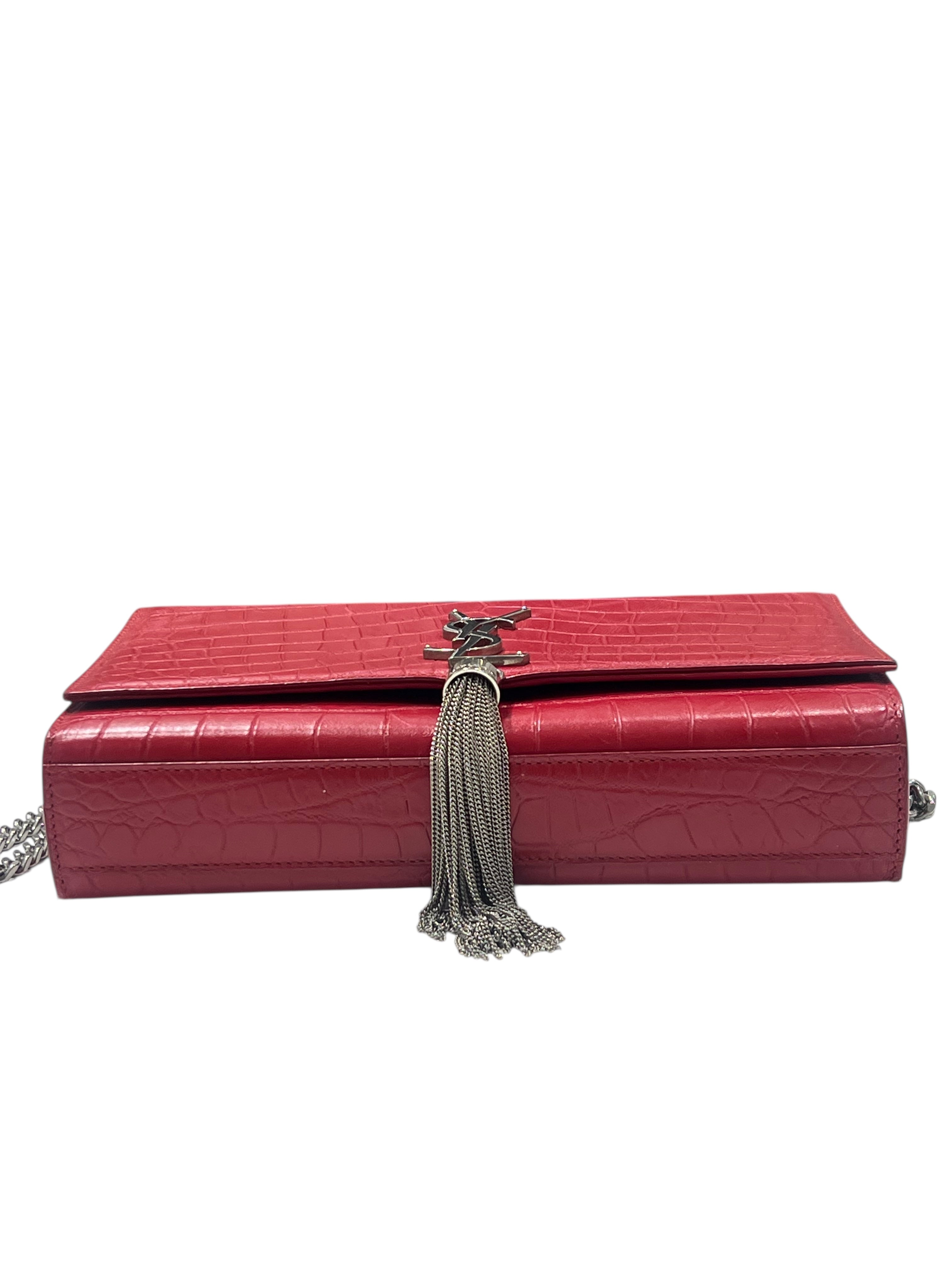 Saint Laurent - sac Kate pompon médium cuir façon croco rouge