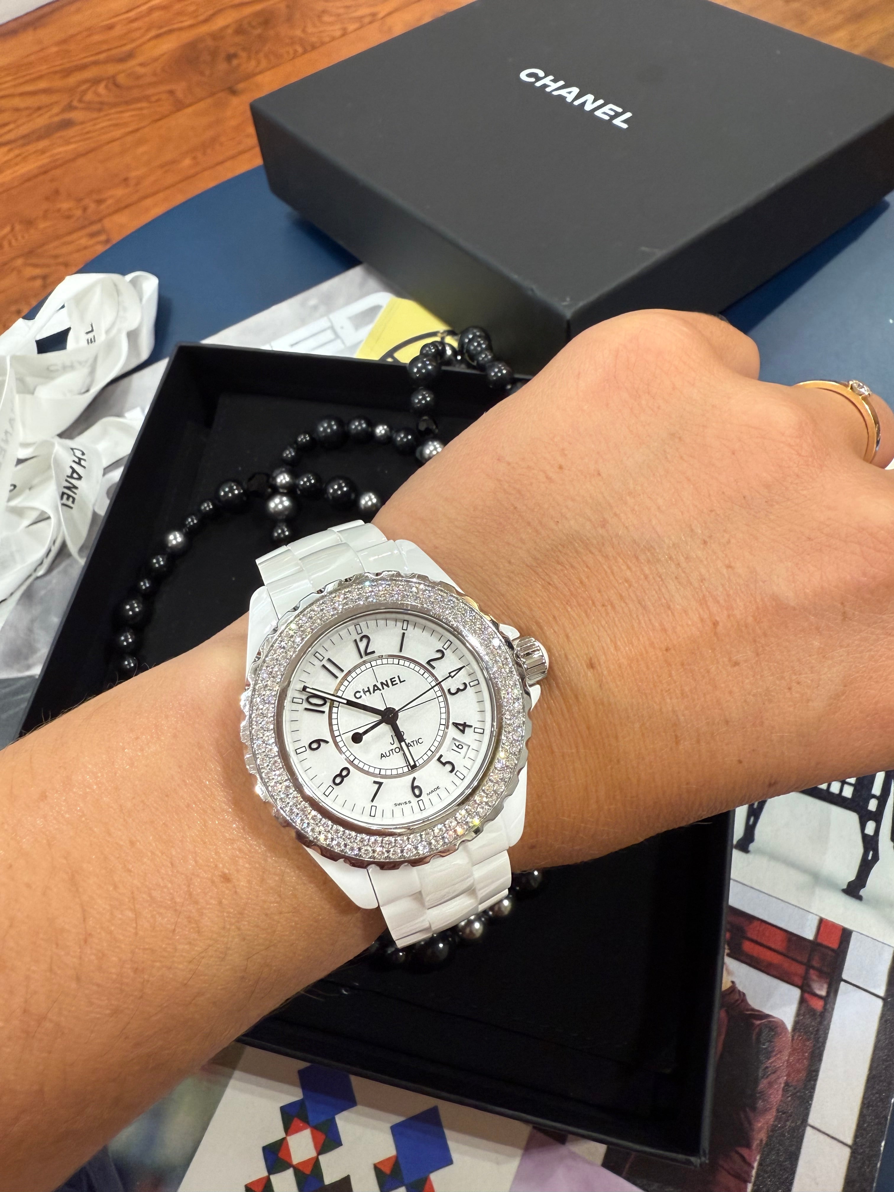 Chanel - Montre J12 Blanche 38mm