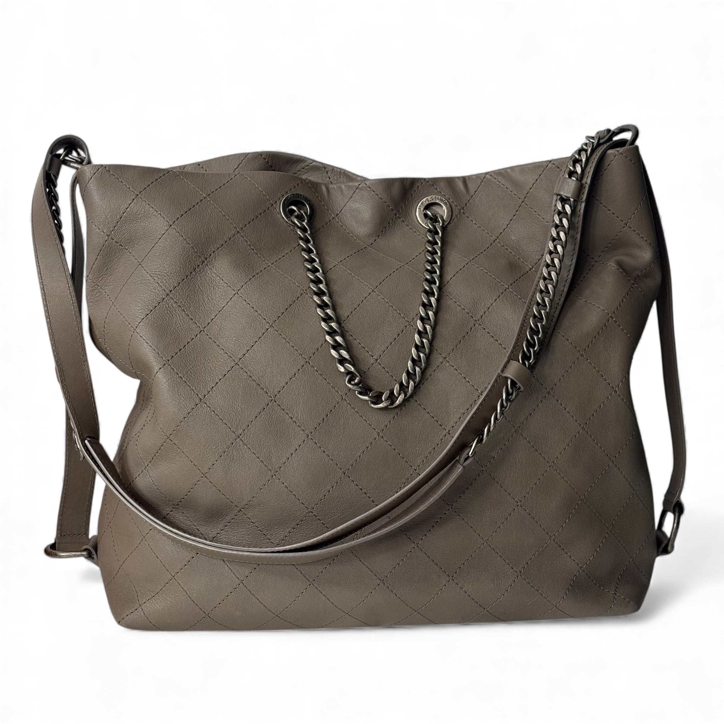 Chanel - Sac Hobo Urban Allure