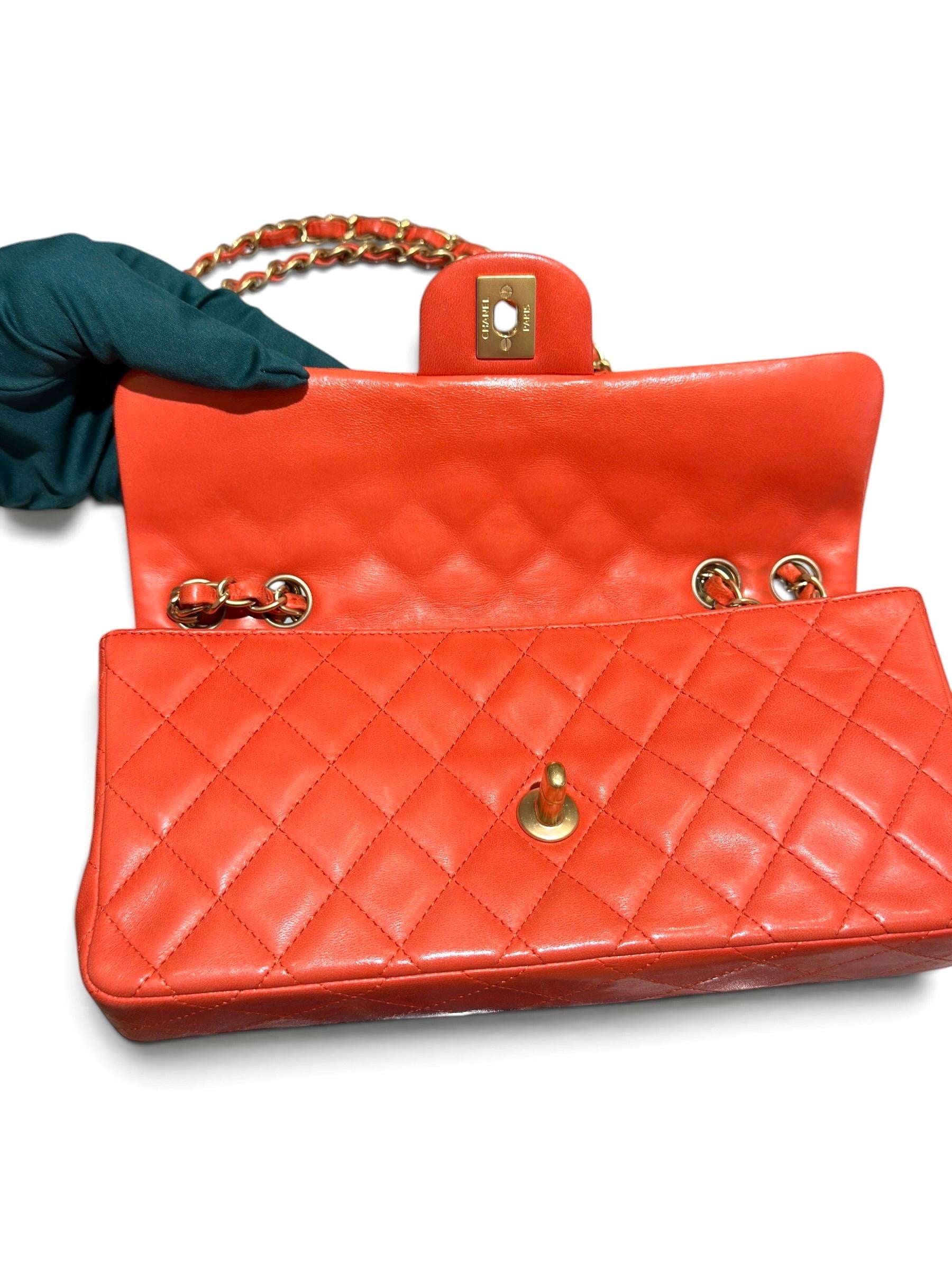 Chanel - Sac timeless allongé rose corail