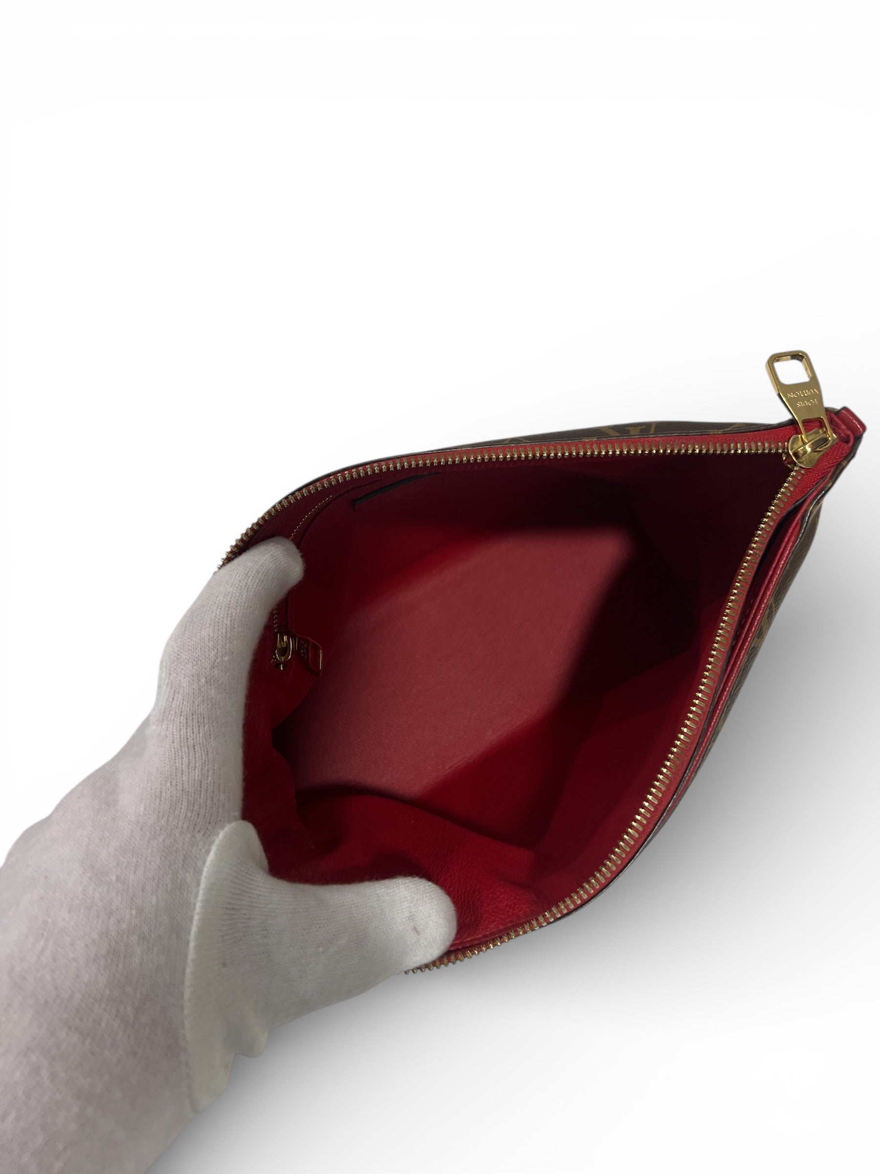 Louis Vuitton - Trousse de Toilette Pallas