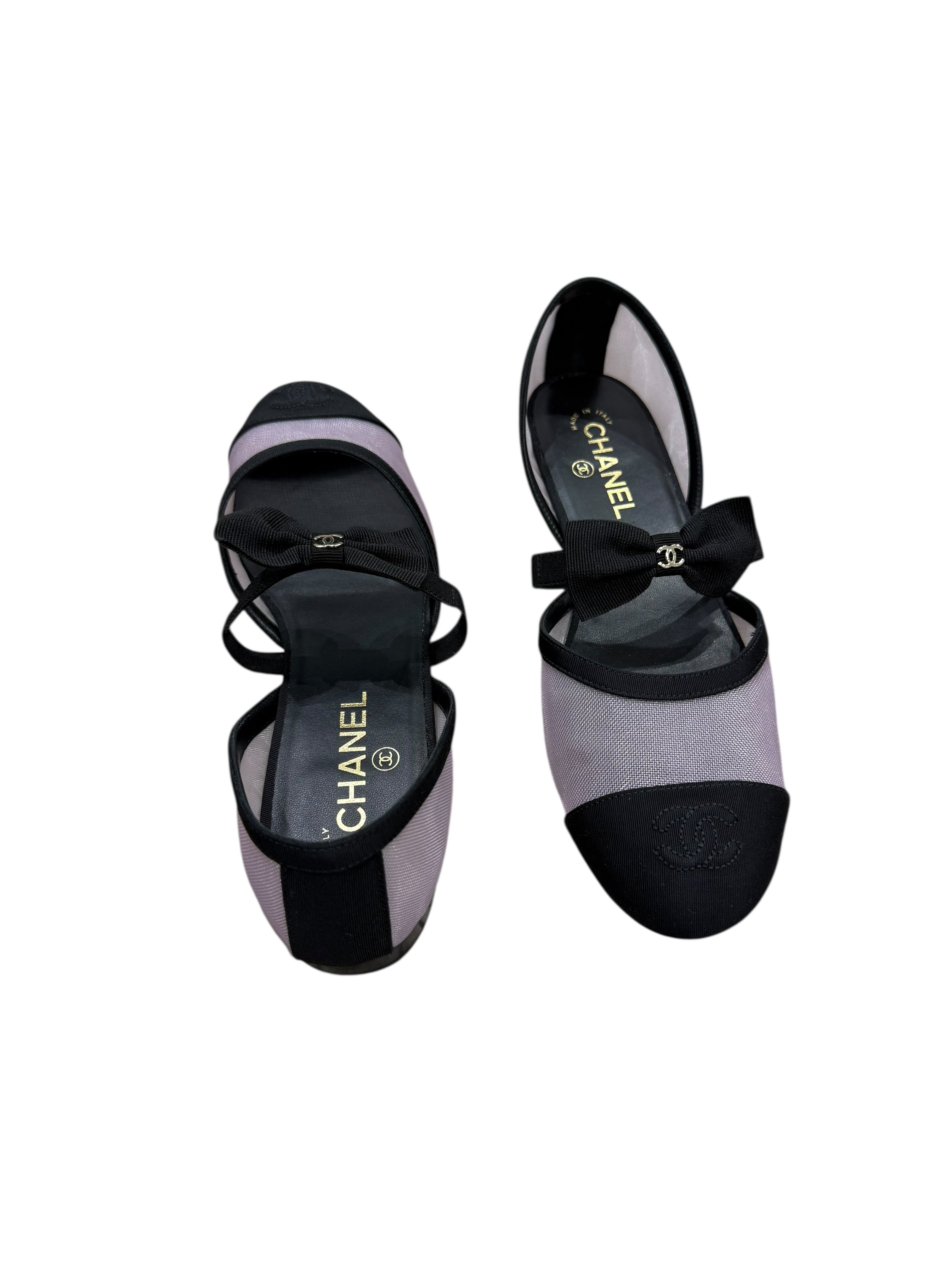Chanel - Mary Janes résille violette & nœud et bout noir T40