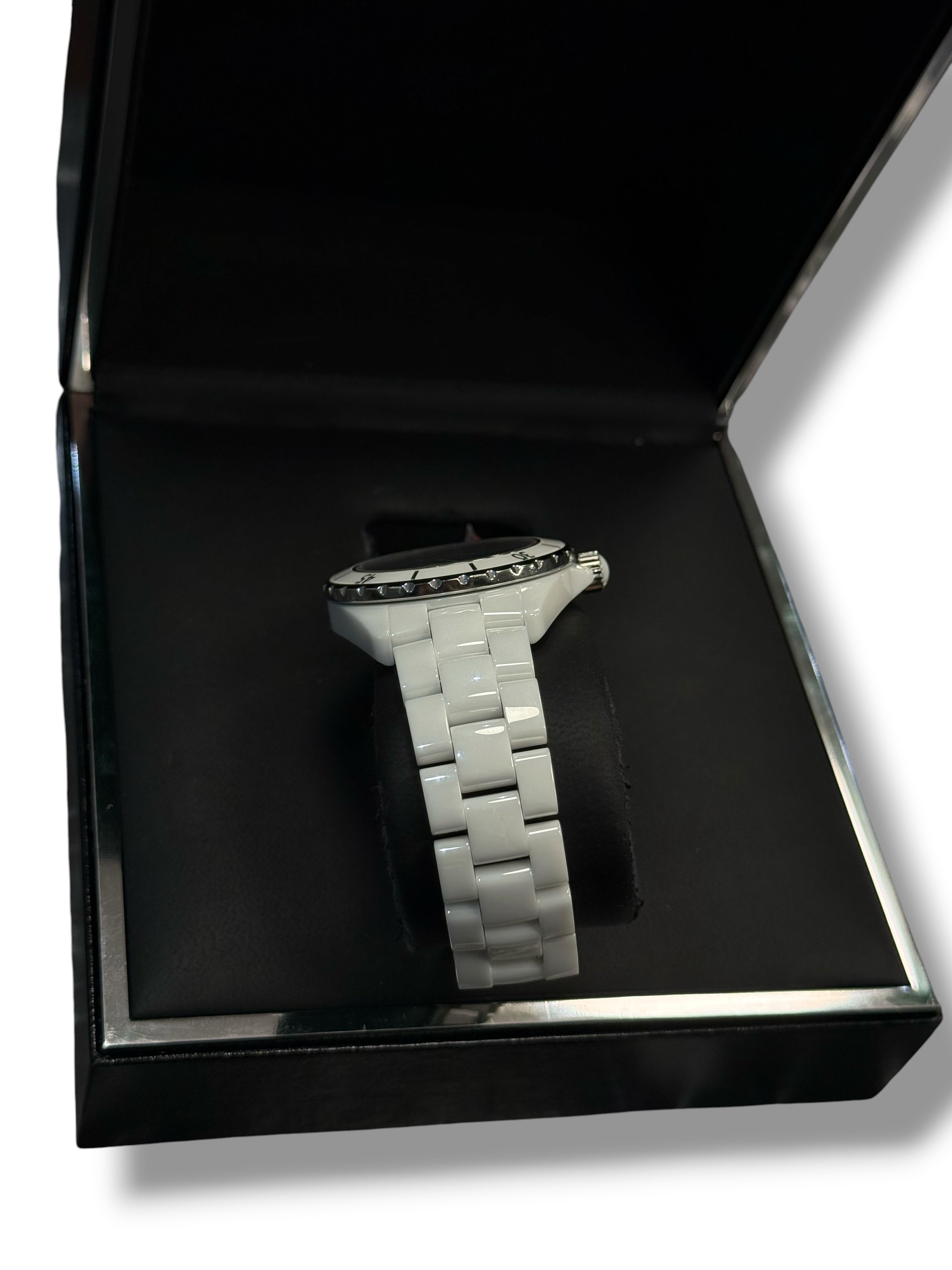Chanel - Montre J12 Date 38mm Automatique céramique blanche