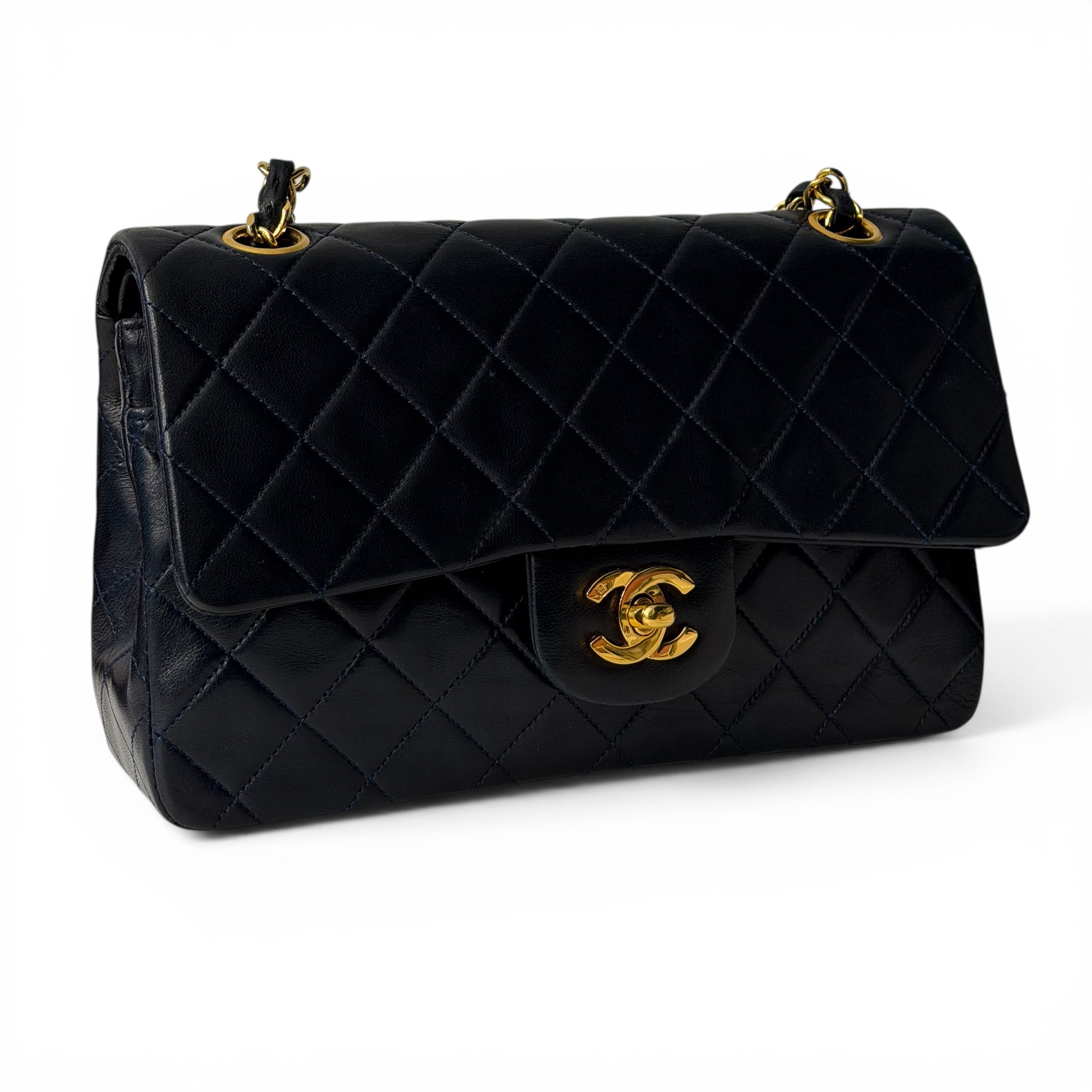 Sac Chanel 11.12 Classique Bleu Marine | Les Folies d’Eugénie