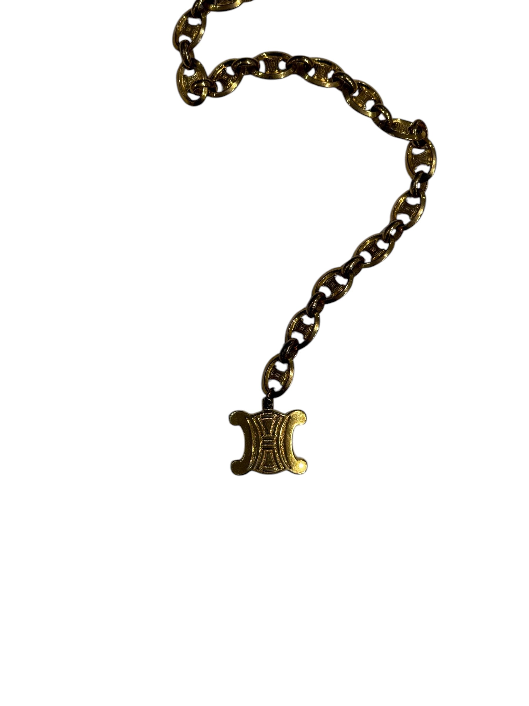 Céline - Goldene Triumphgürtel