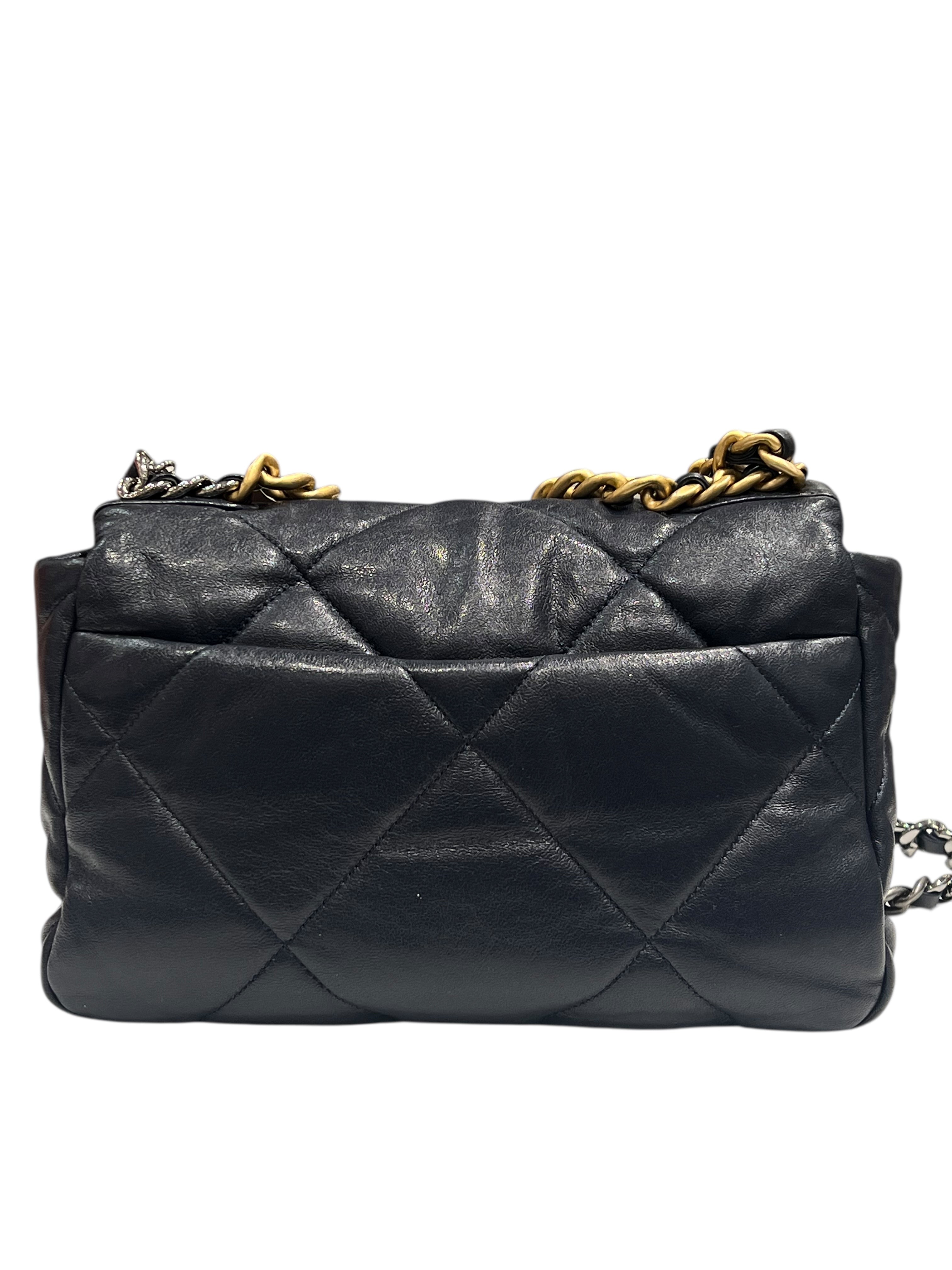 Chanel - Sac 19 PM bleu nuit