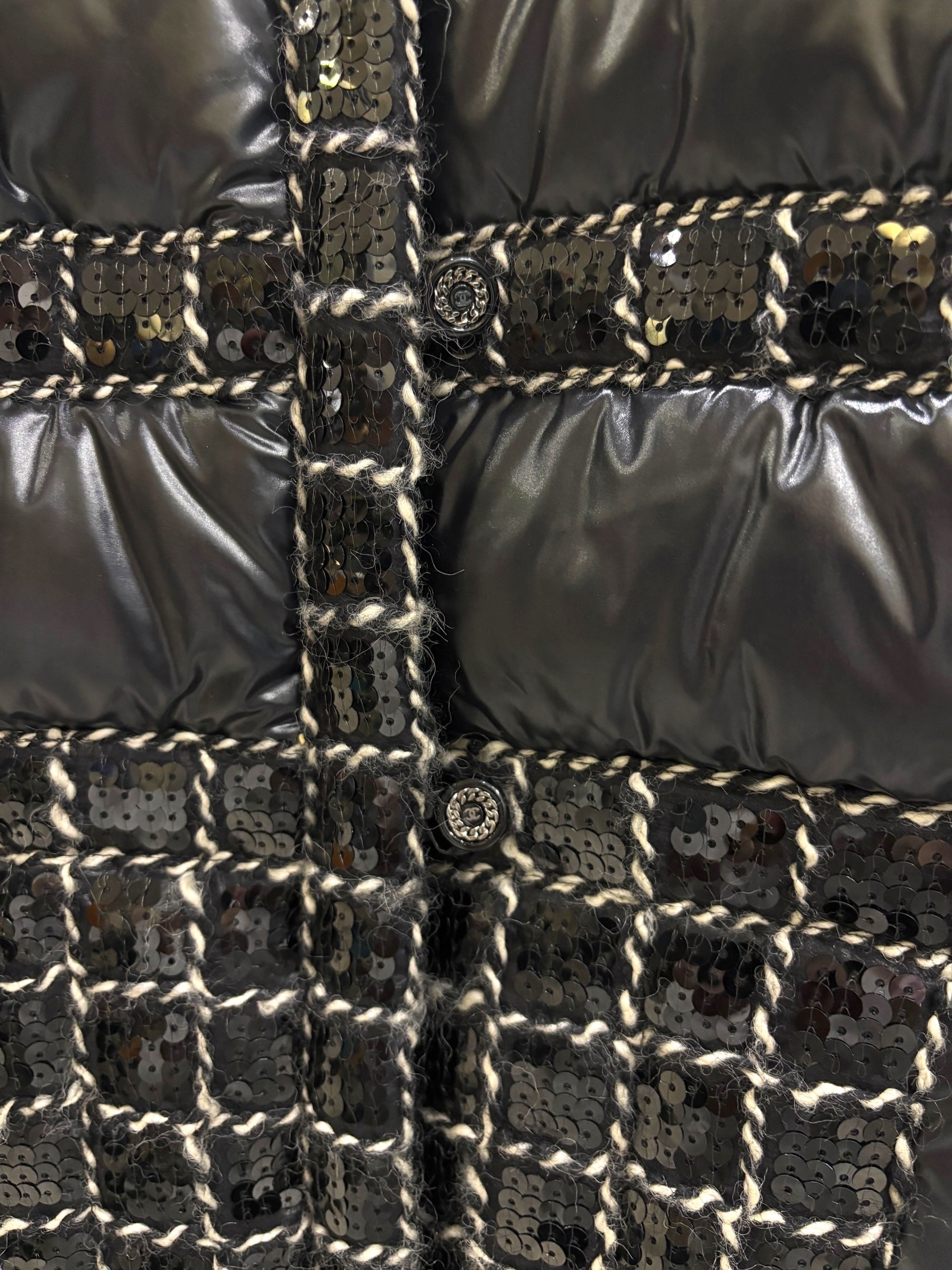 Chanel - Doudoune courte manches longues T40