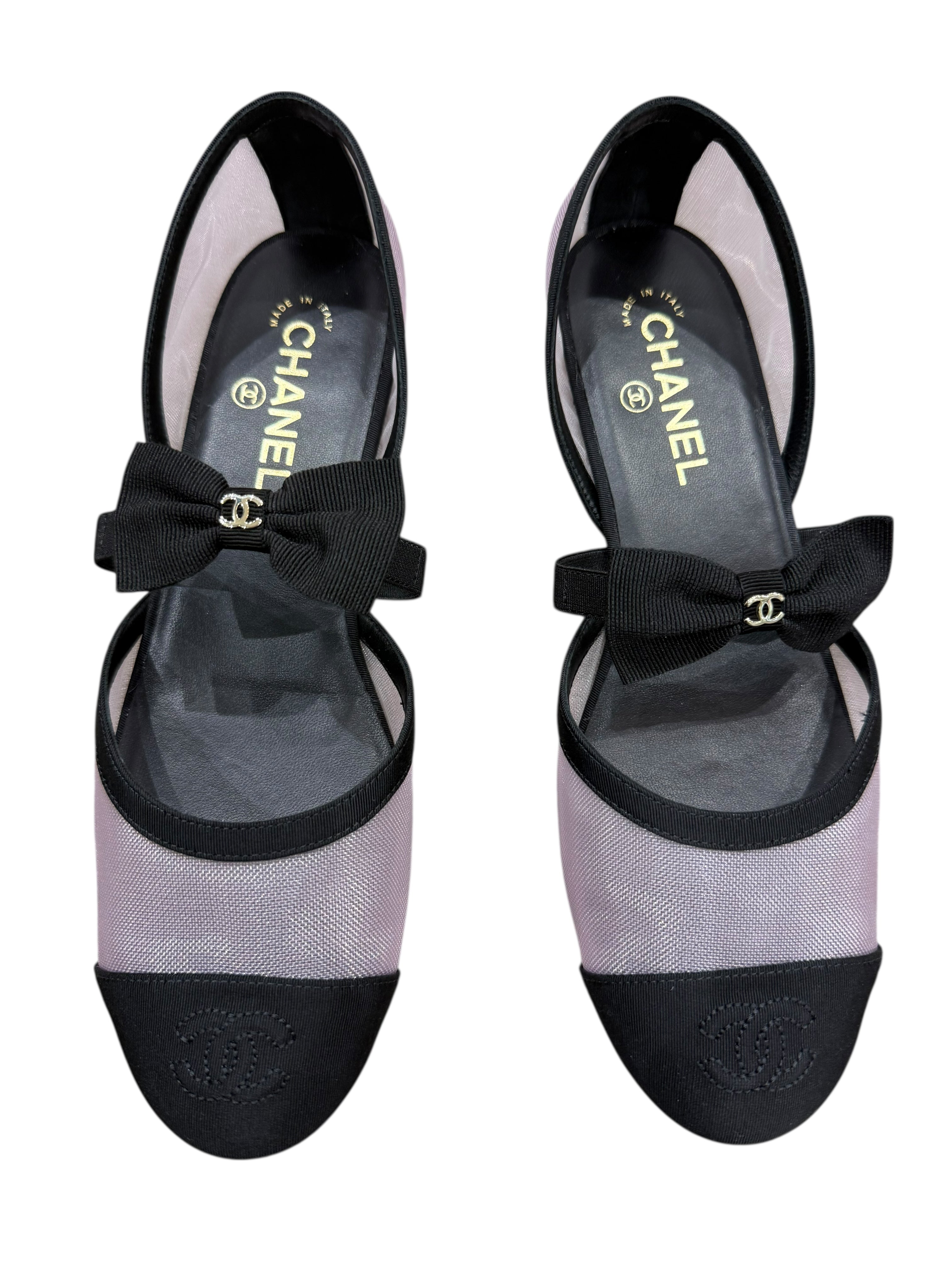 Chanel - Mary Janes résille violette & nœud et bout noir T40
