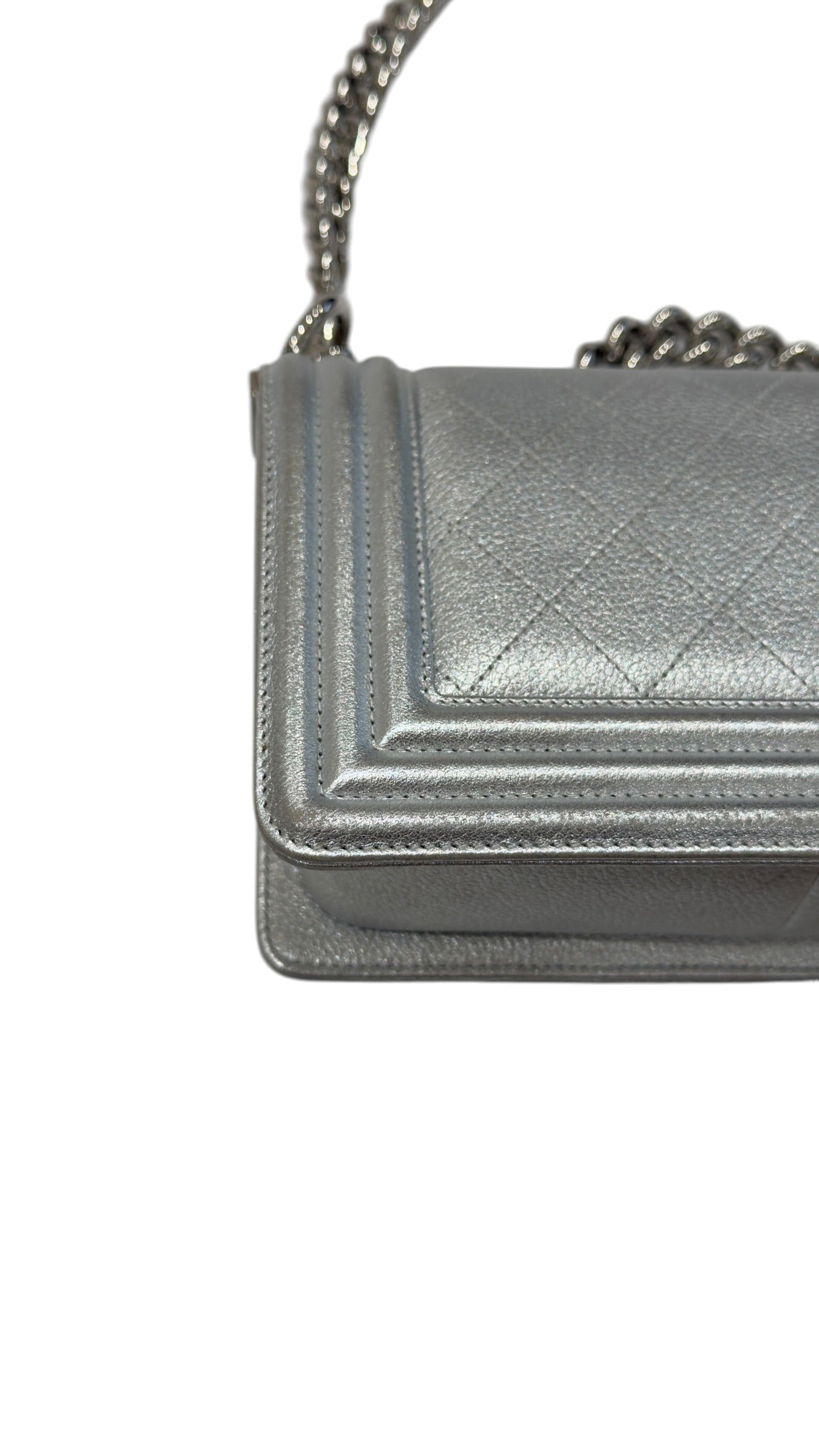 Chanel – Boy Mini Tasche, limitierte Edition, silberfarben