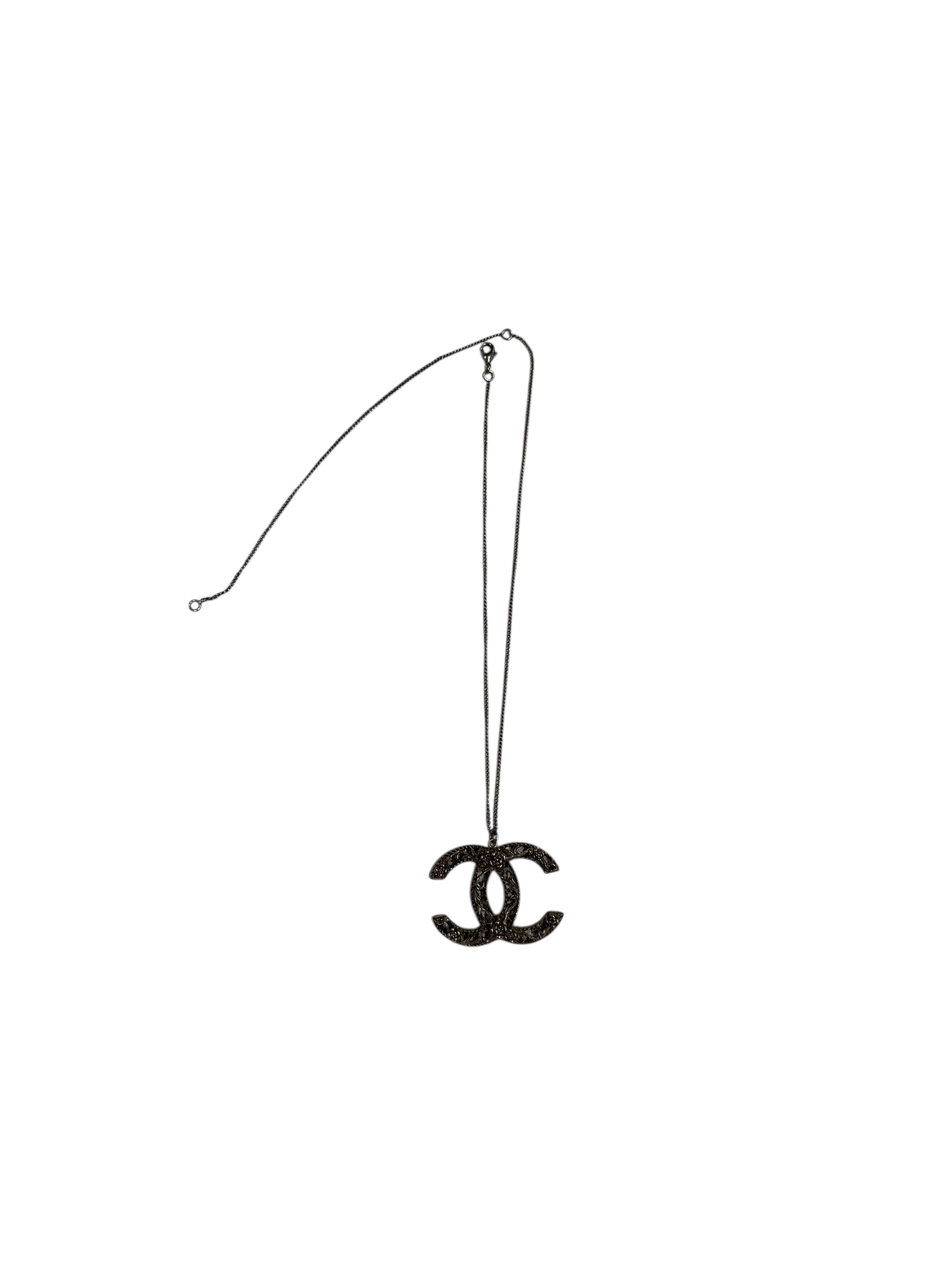 Chanel - Maxi-Halskette CC versilbert