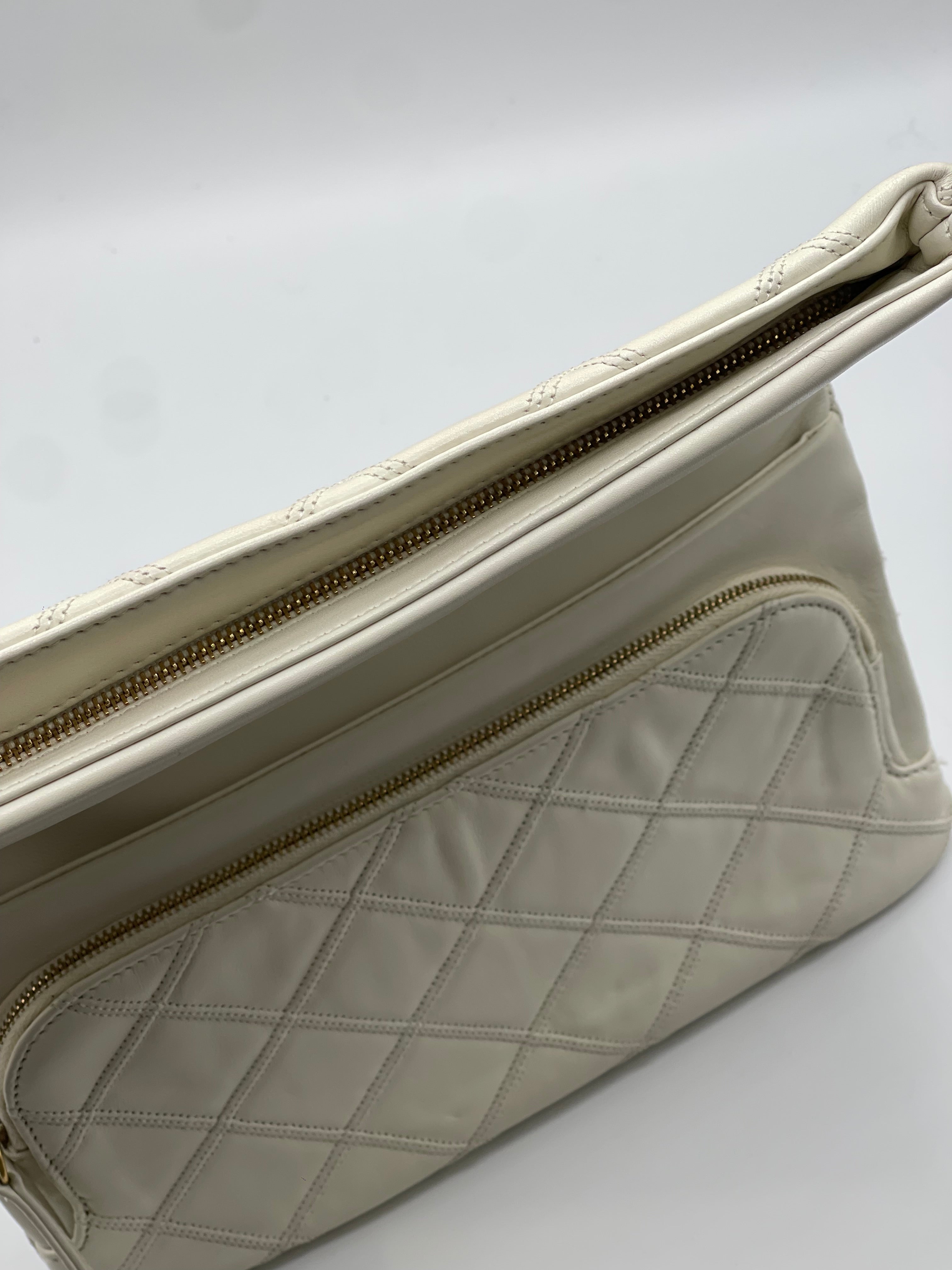 Chanel - Matelassierte Klapp-Clutch