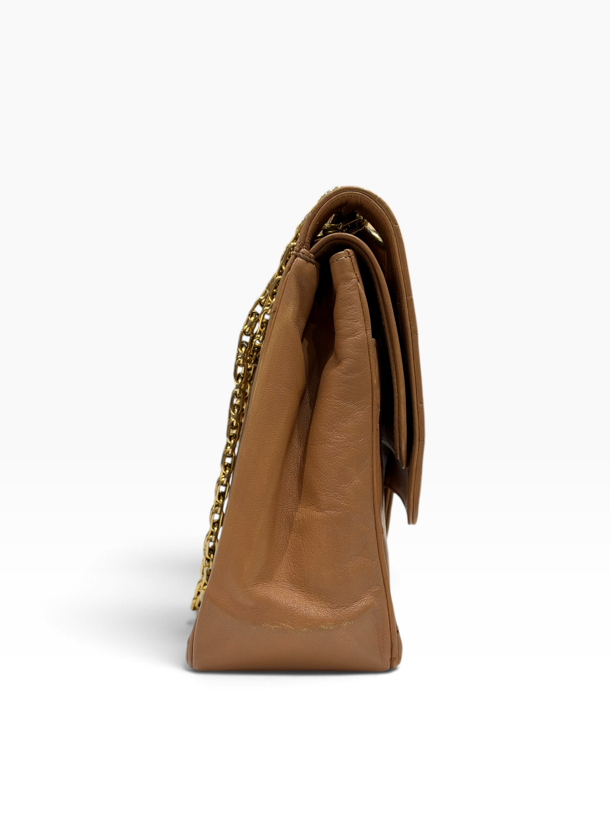Chanel - Sac Timeless Medium cuir matelassé beige
