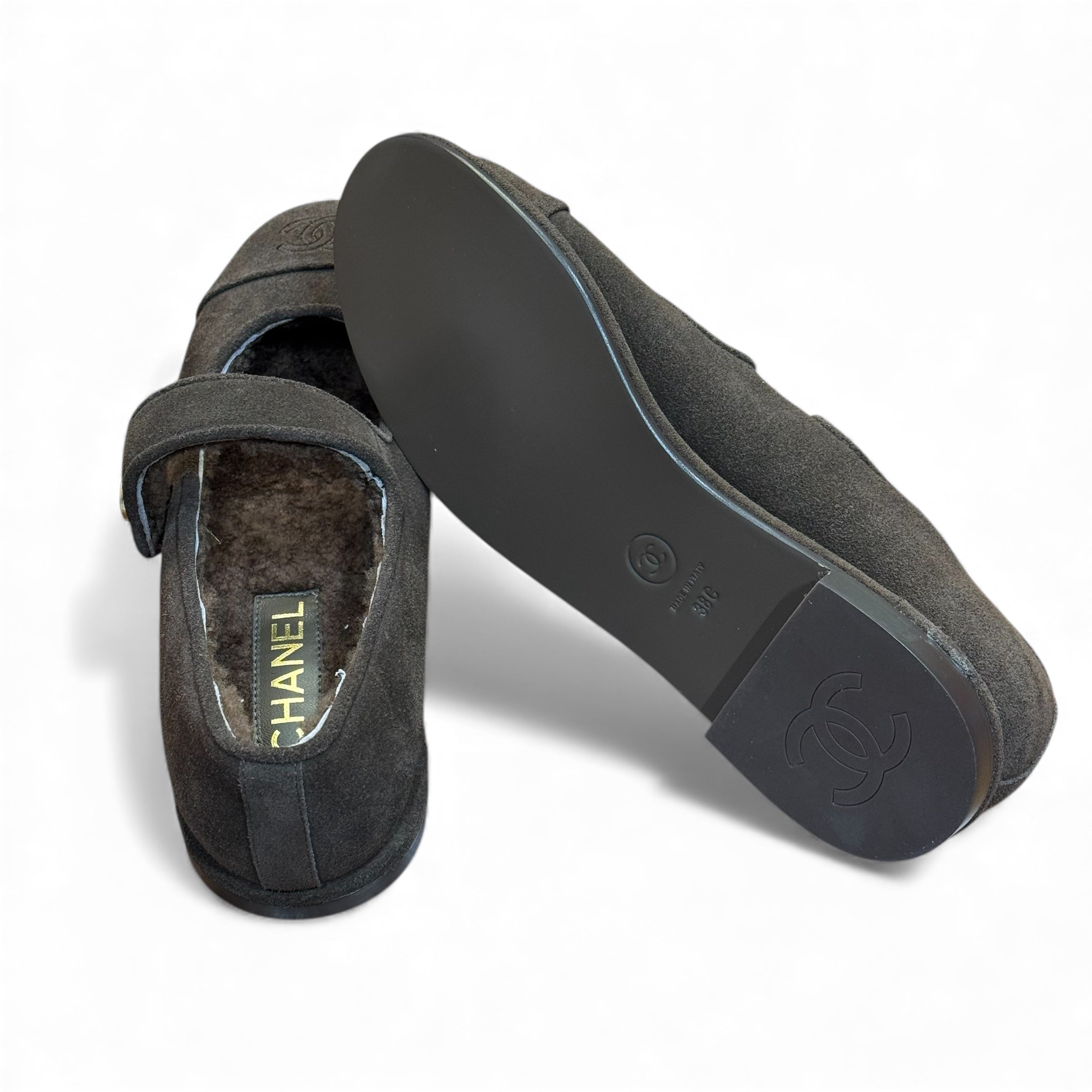 Chanel - Mary-Jane-Ballerinas aus braunem Wildleder Gr. 38