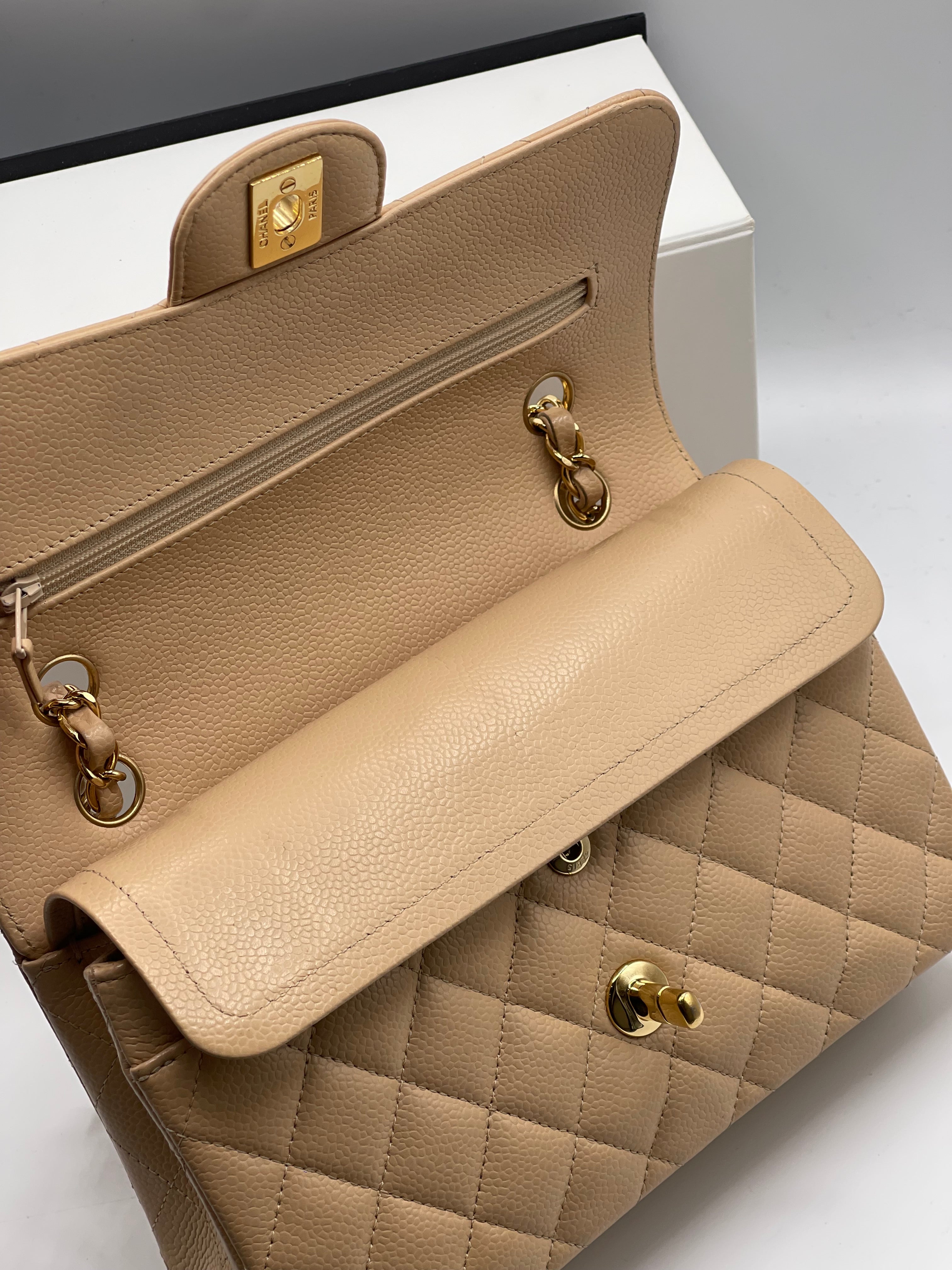 Chanel - Borsa Mini Timeless 23 beige