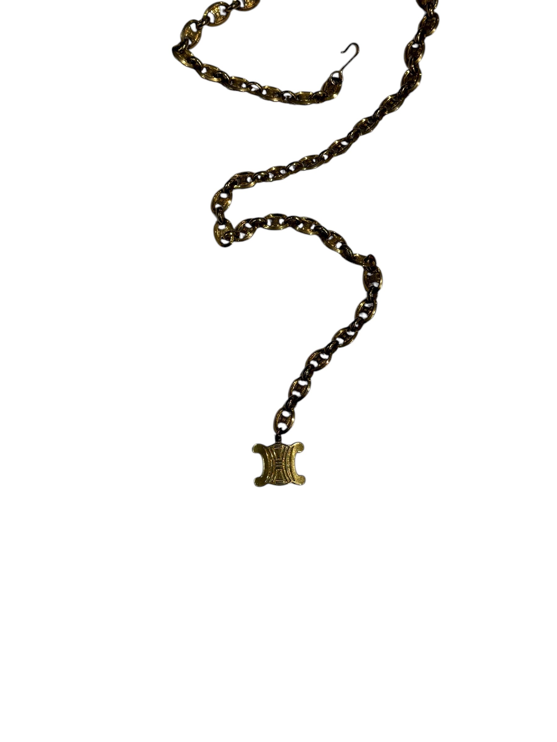 Céline - Goldene Triumphgürtel