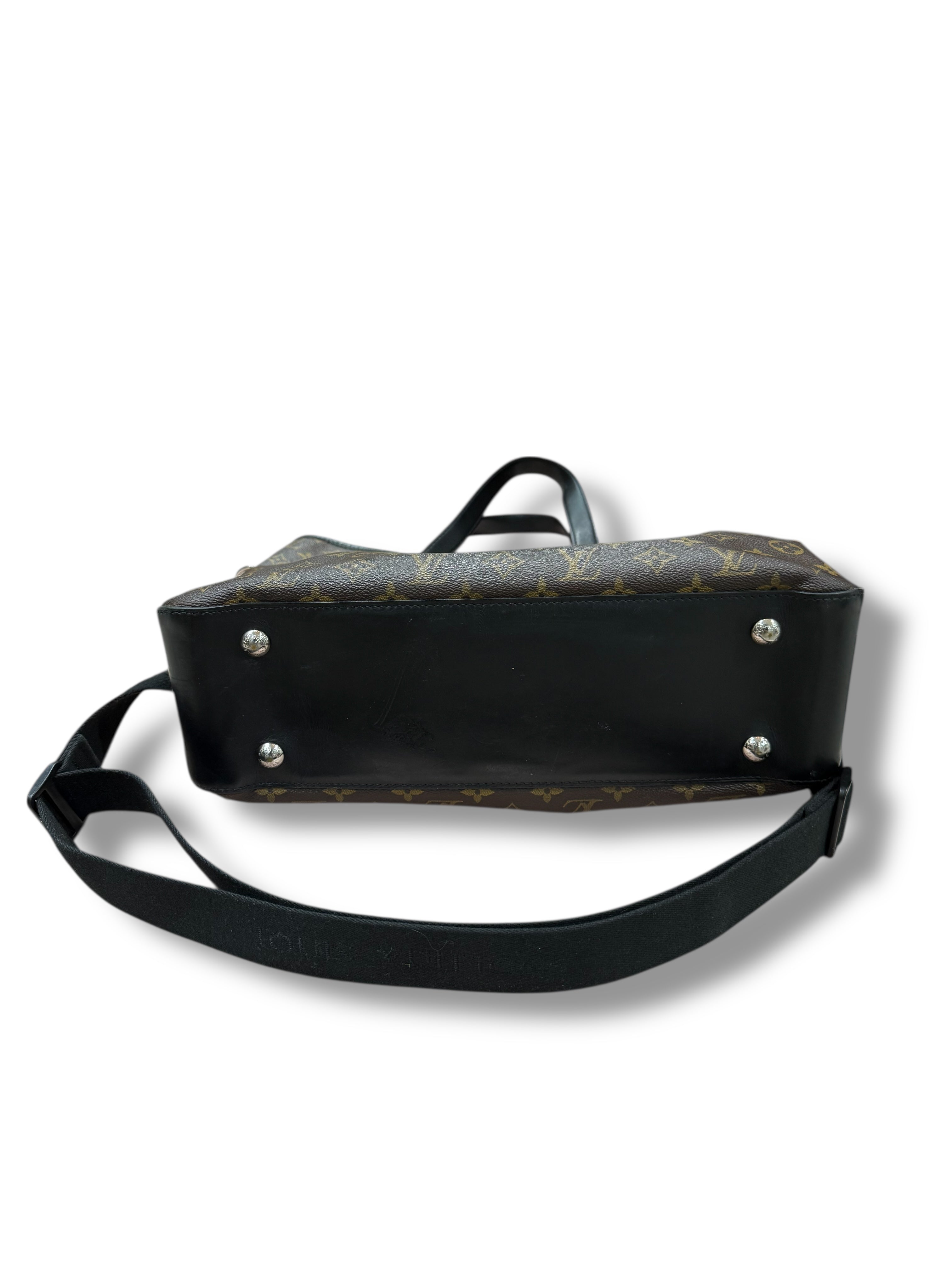 Louis Vuitton - Sac Davis Monogram