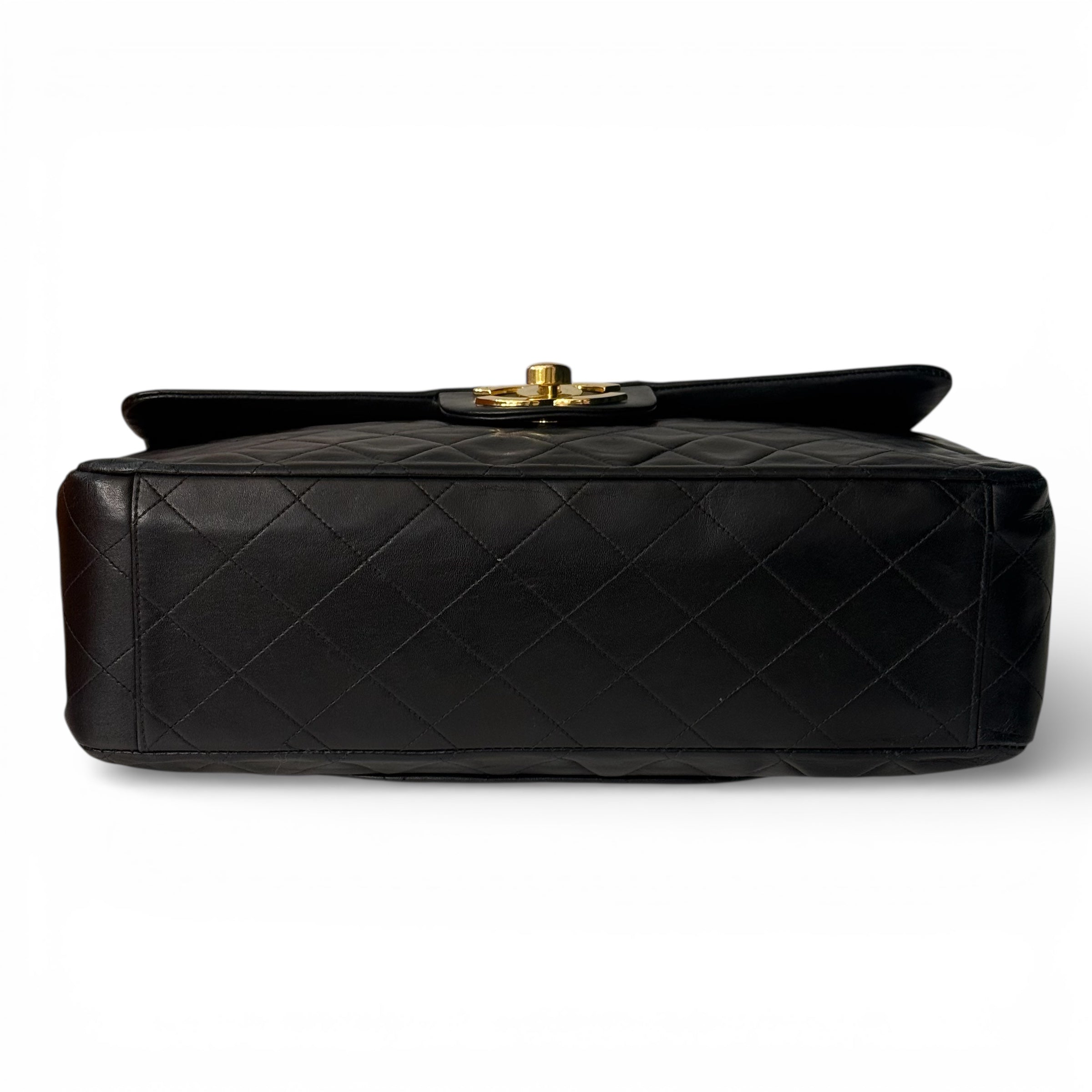 Chanel - Sac Maxi Jumbo Vintage