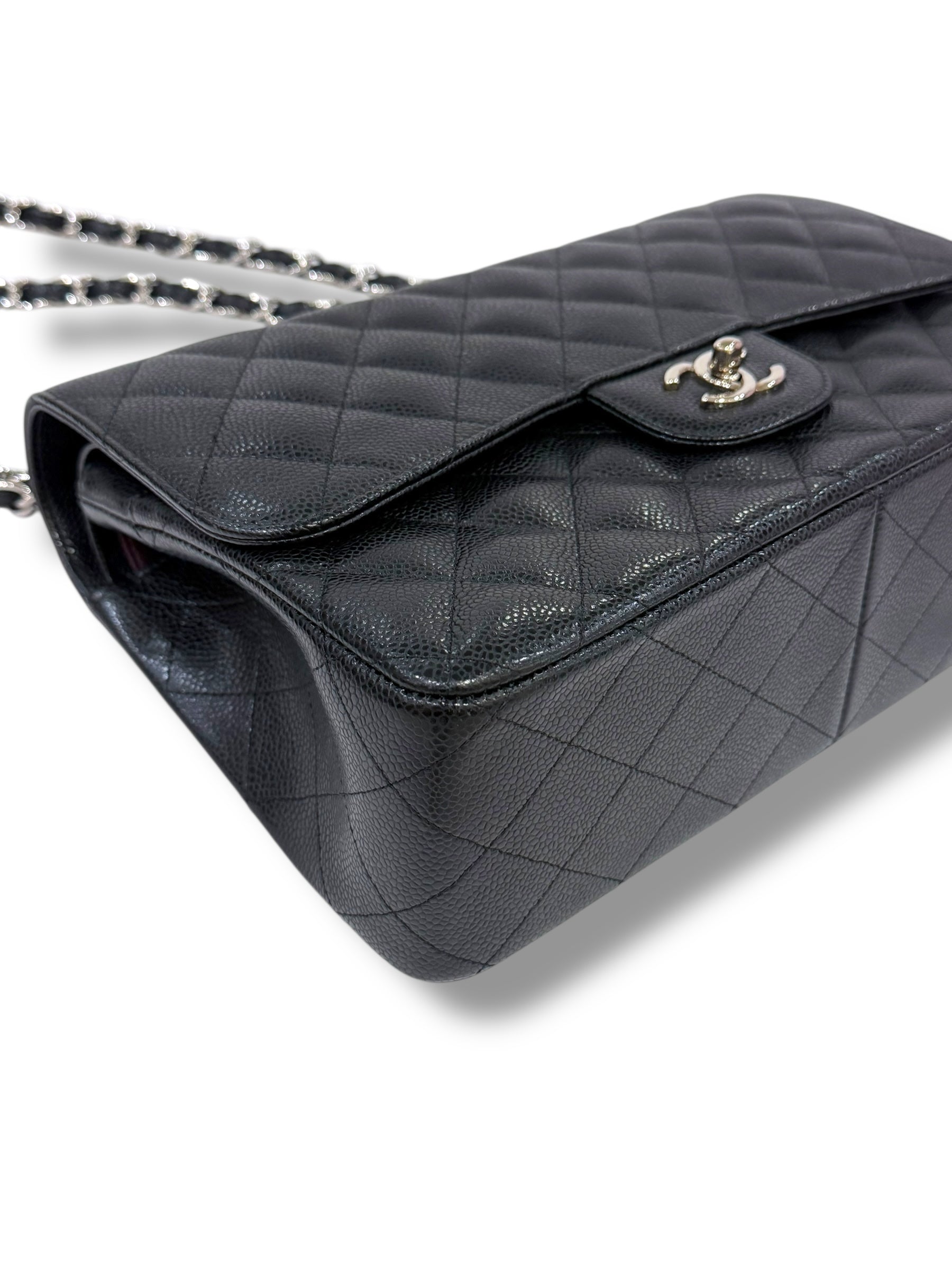 Chanel - Sac Timeless Jumbo cuir caviar