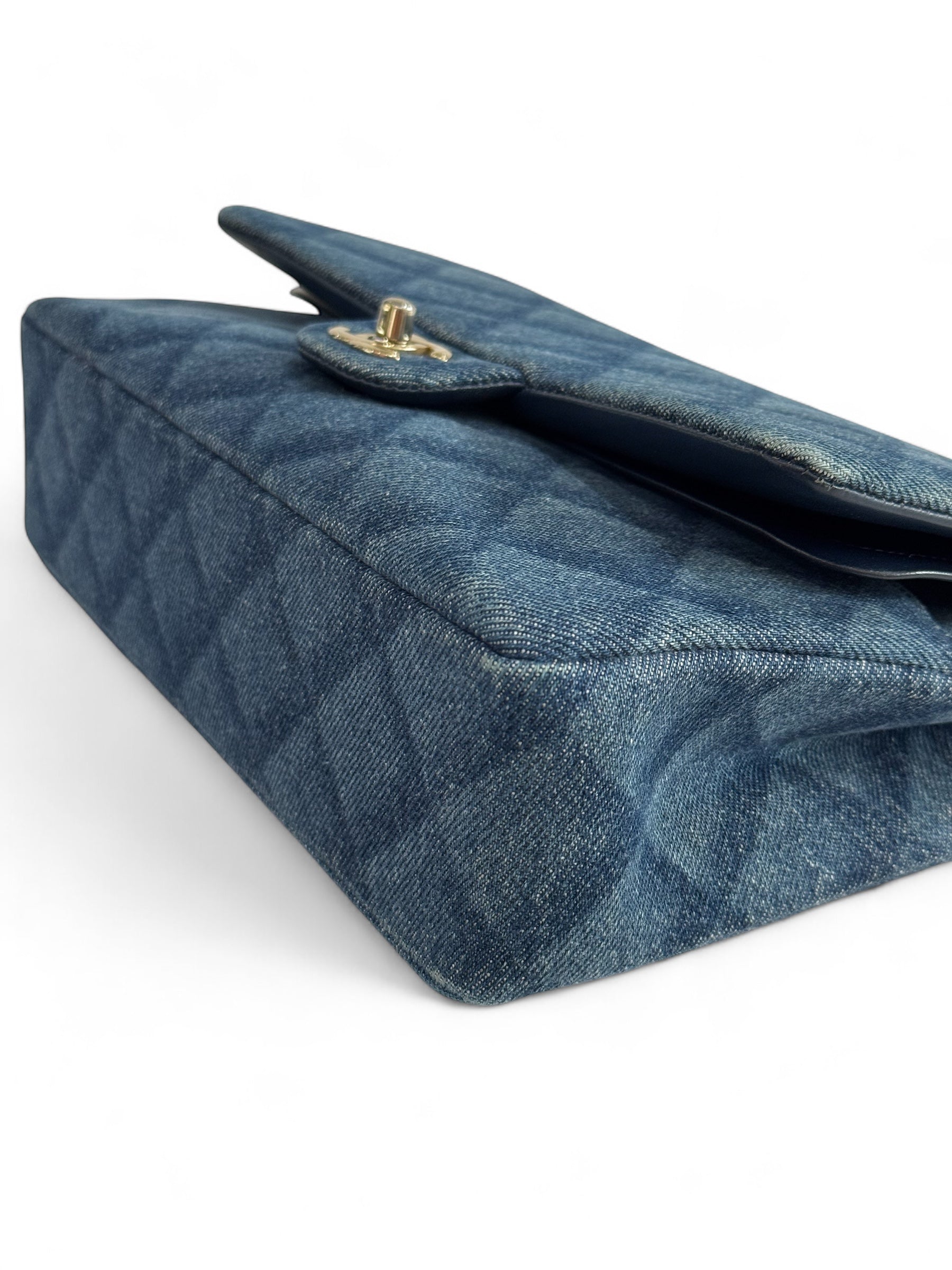 Chanel - Sac classique 25cm double flap denim