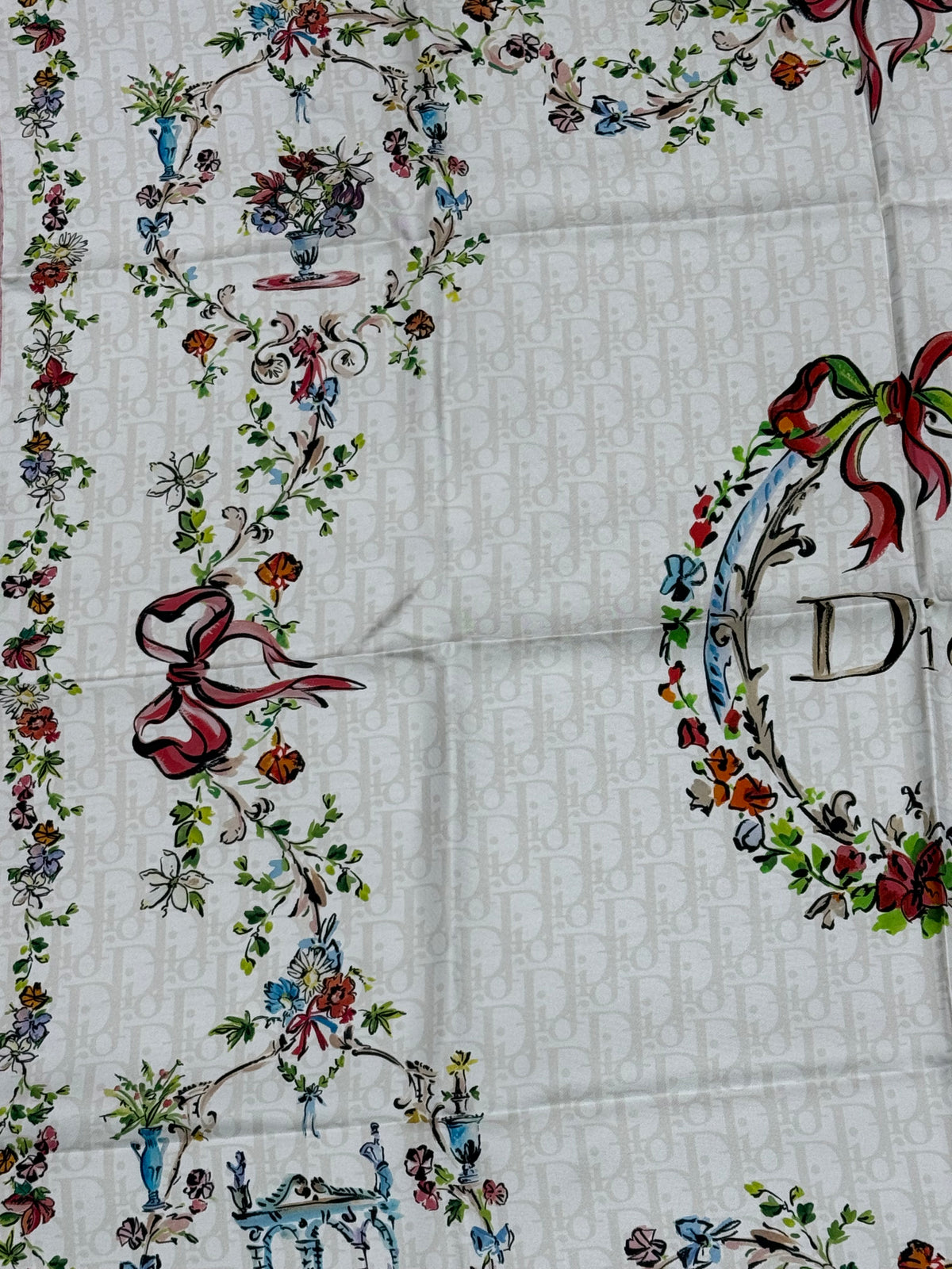 Dior - carré 90 arabesque dioriviera soie hommage Christian Bérard